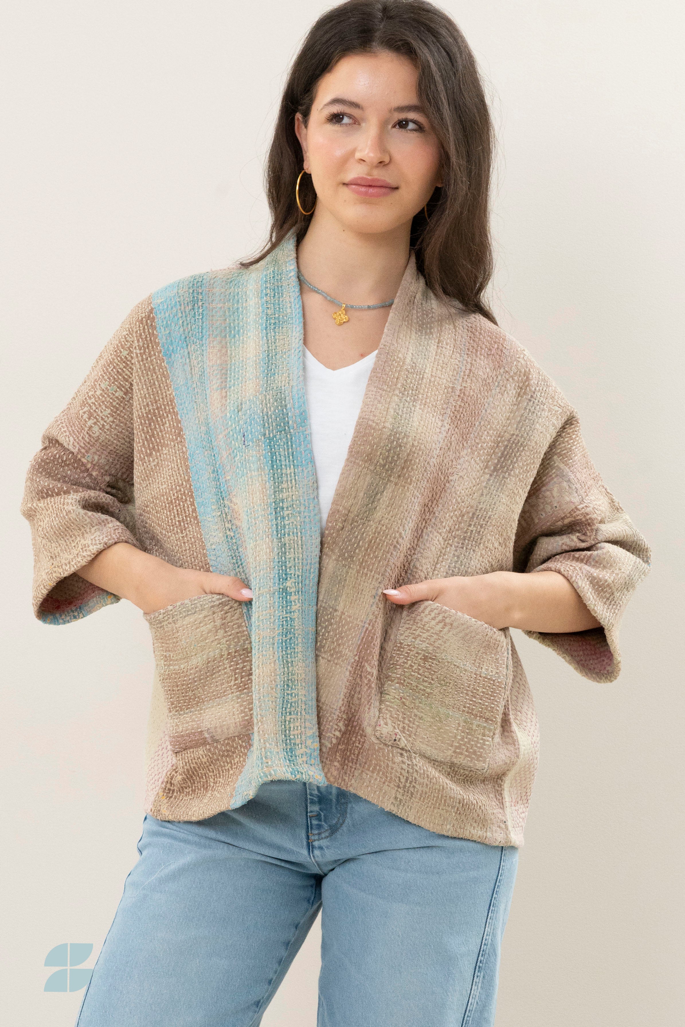 classic-antic-jacket-mundra-a-elk item is uniek-must-have essential-tijdloze pasvorm-by-bar-sfeerbeeld