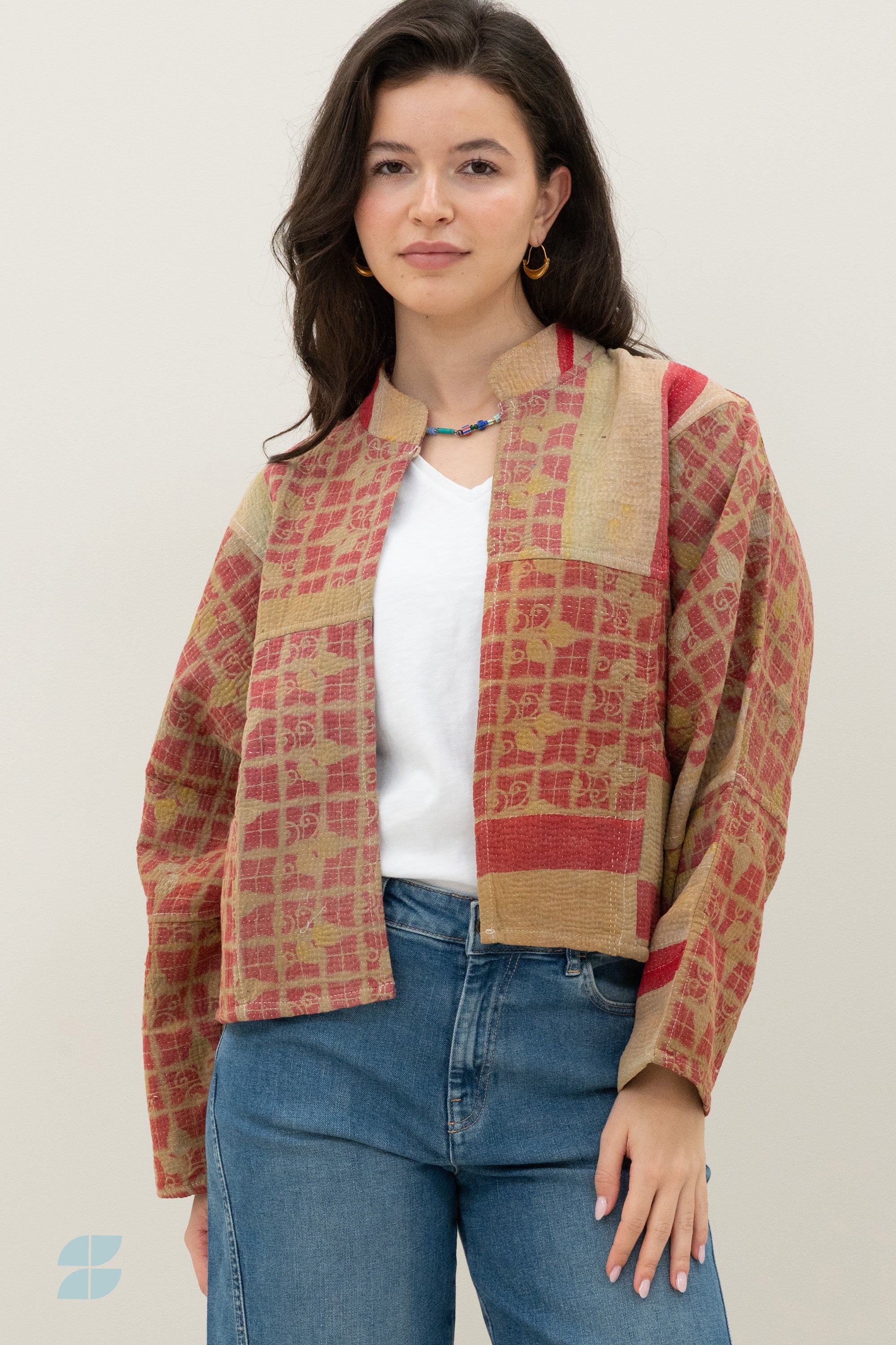 blossom-antic-jacket-latur-j-2-elk item is uniek-must-have essential-draagbaar aan beide zijden-by-bar-sfeerbeeld
