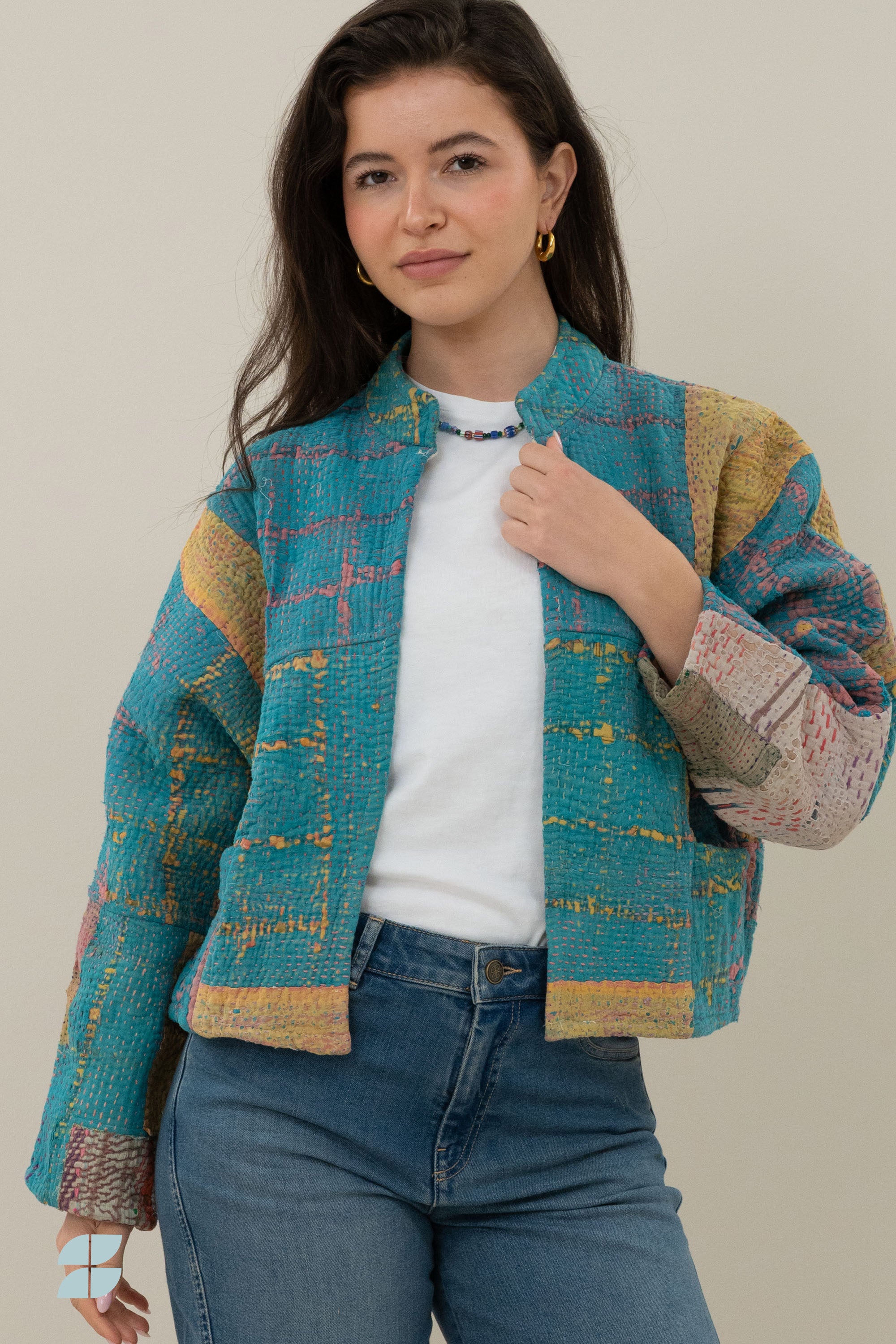 blossom-antic-jacket-jammu-c-2-elk item is uniek-must-have essential-draagbaar aan beide zijden-by-bar-sfeerbeeld