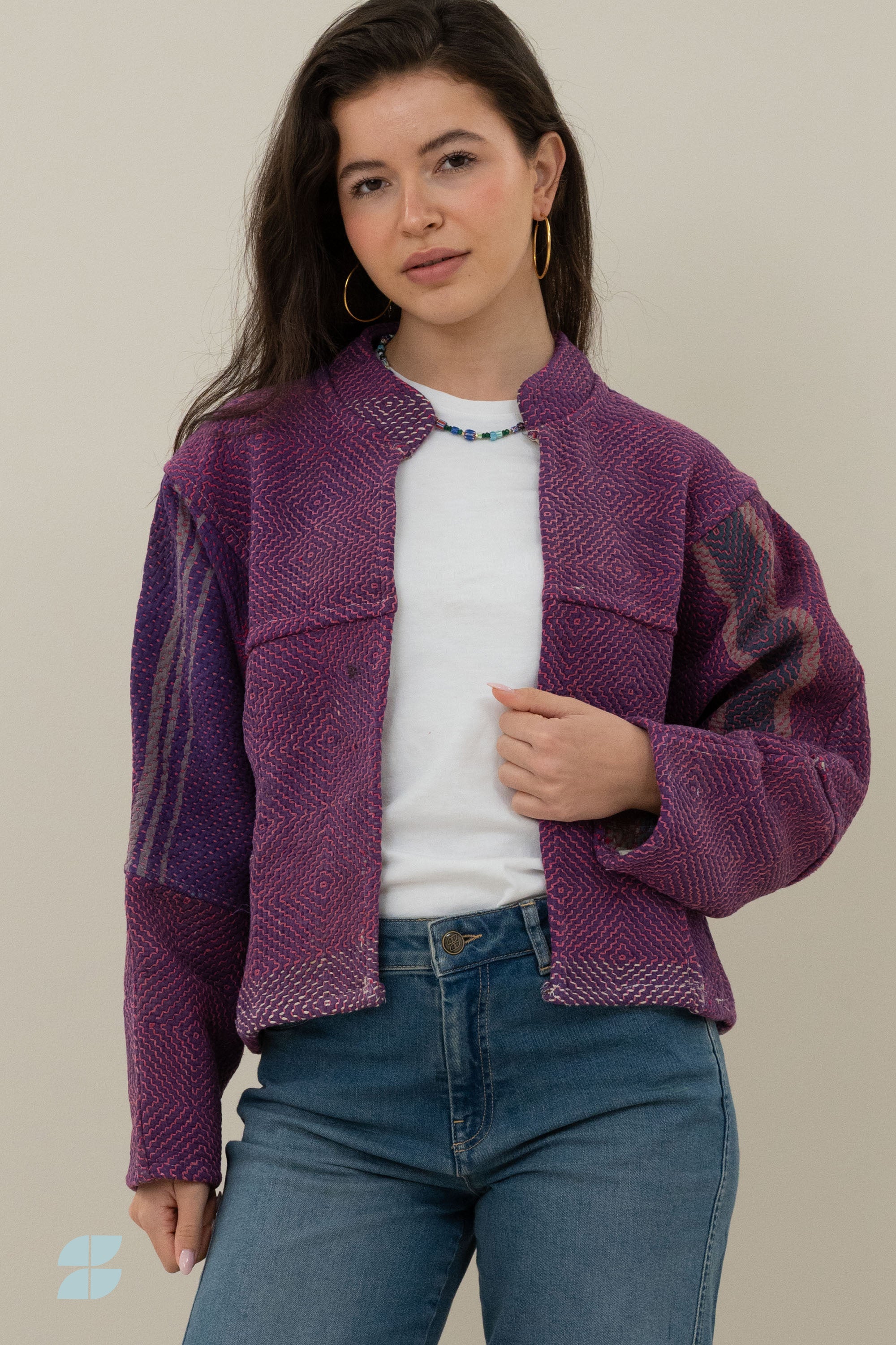 blossom-antic-jacket-jammu-i-2-elk item is uniek-must-have essential-draagbaar aan beide zijden-by-bar-sfeerbeeld