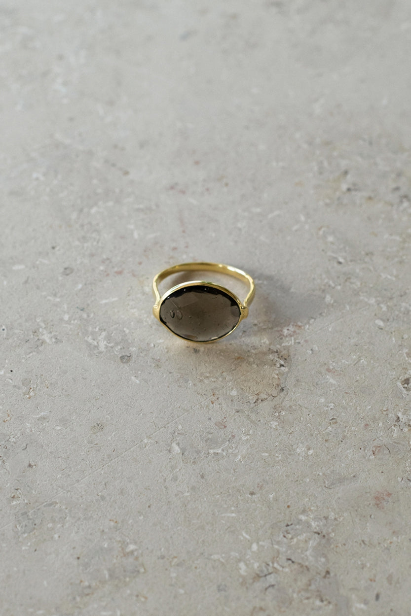 pd-oval-ring-biscuit-gold plated-natuurlijk glas steen-by-bar-aanvullende-foto