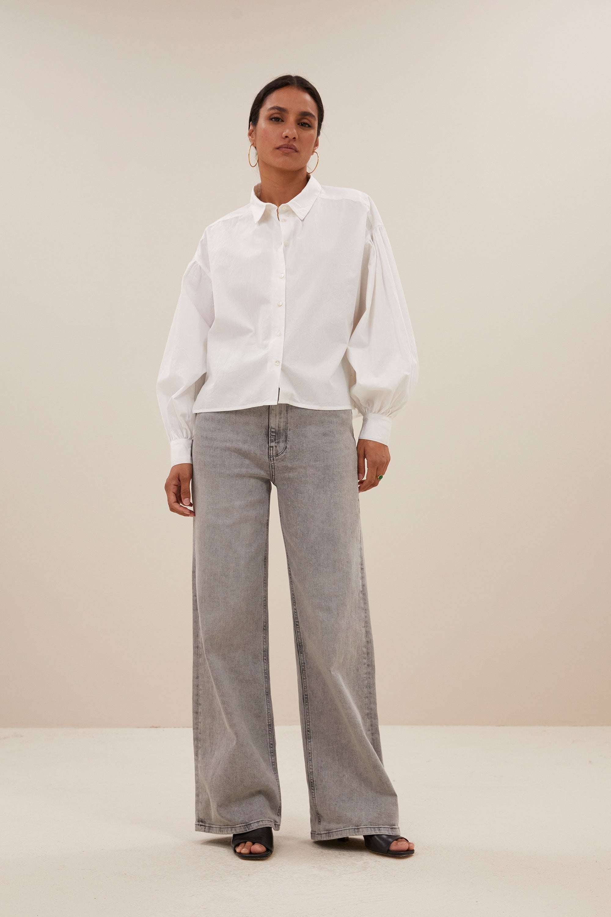 sarah short blouse | white