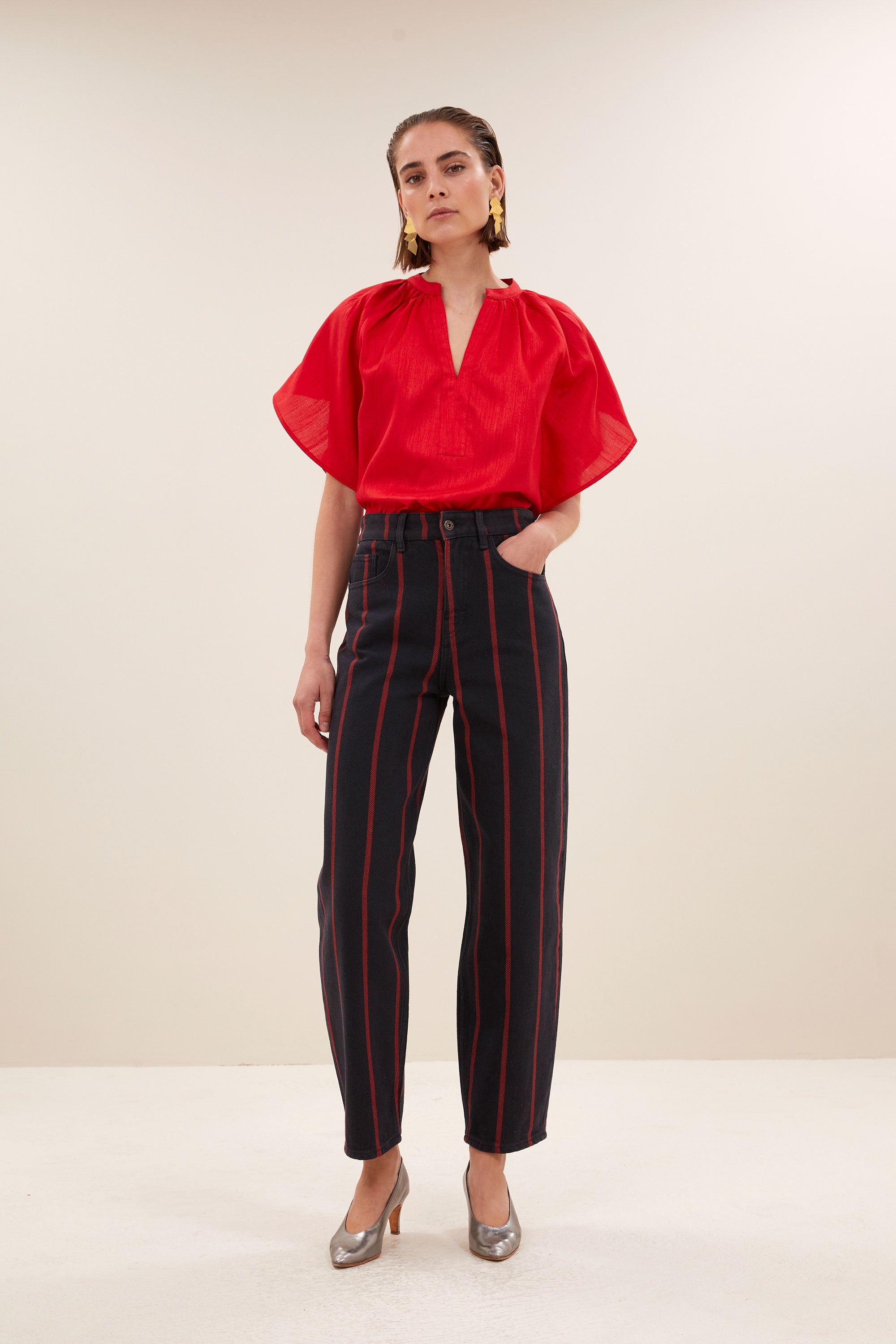 vina festive blouse | lipstick