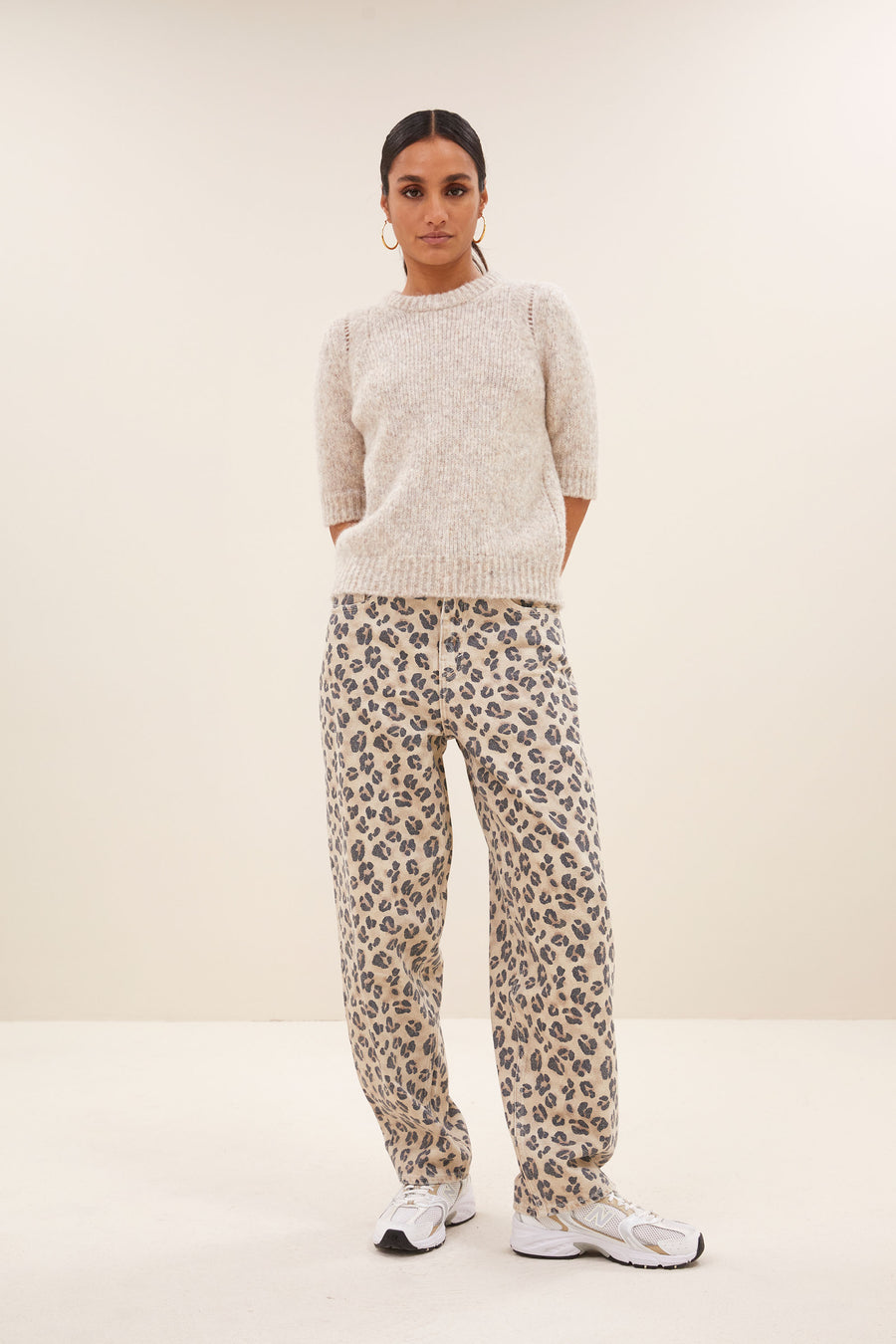 lova bulky pullover - stone melee, all-time classic, aansluitende fit, wolblend - by-bar - sfeerbeeld