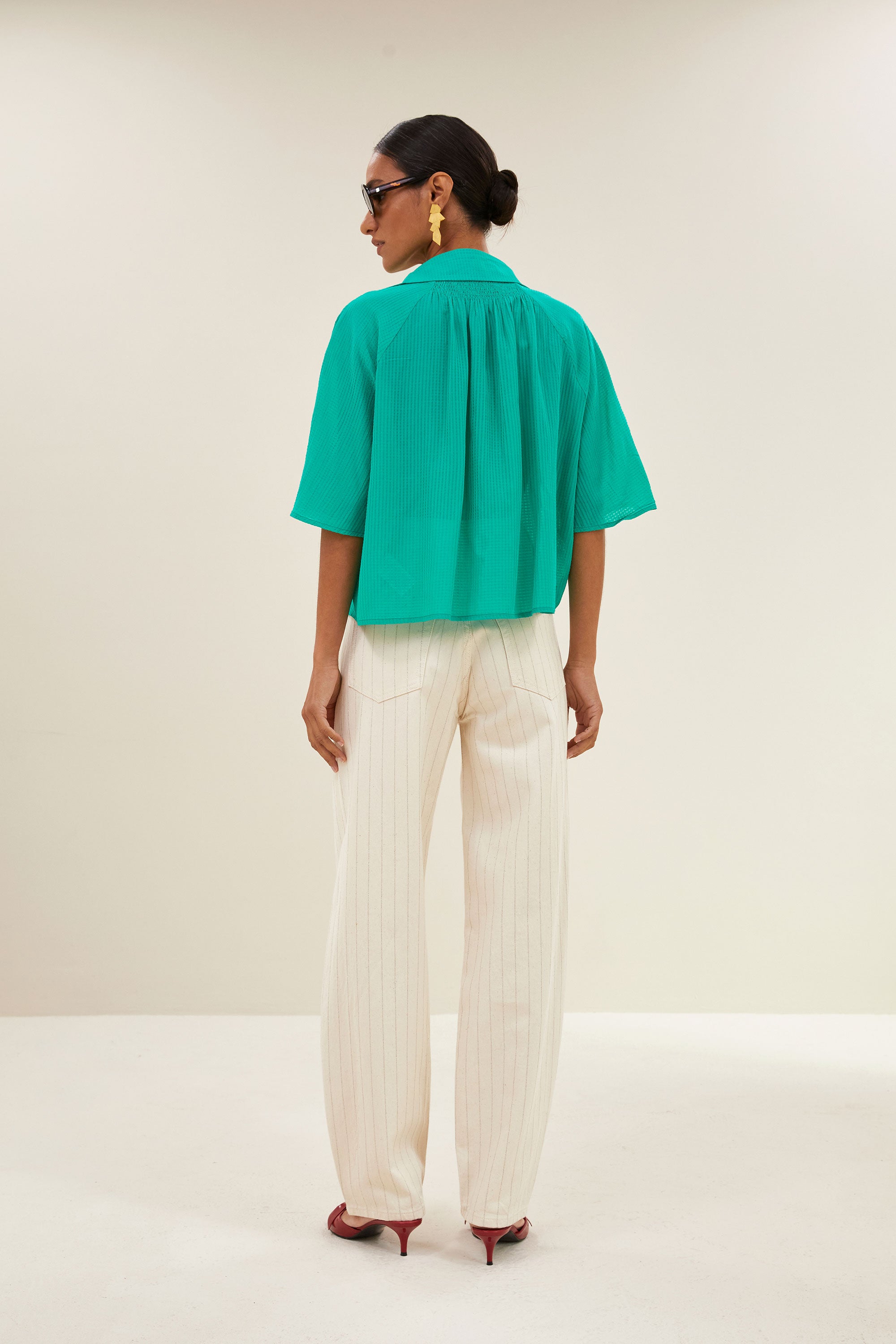 blouse-kick-blouse-lucky-green-by-bar-achteraanzicht