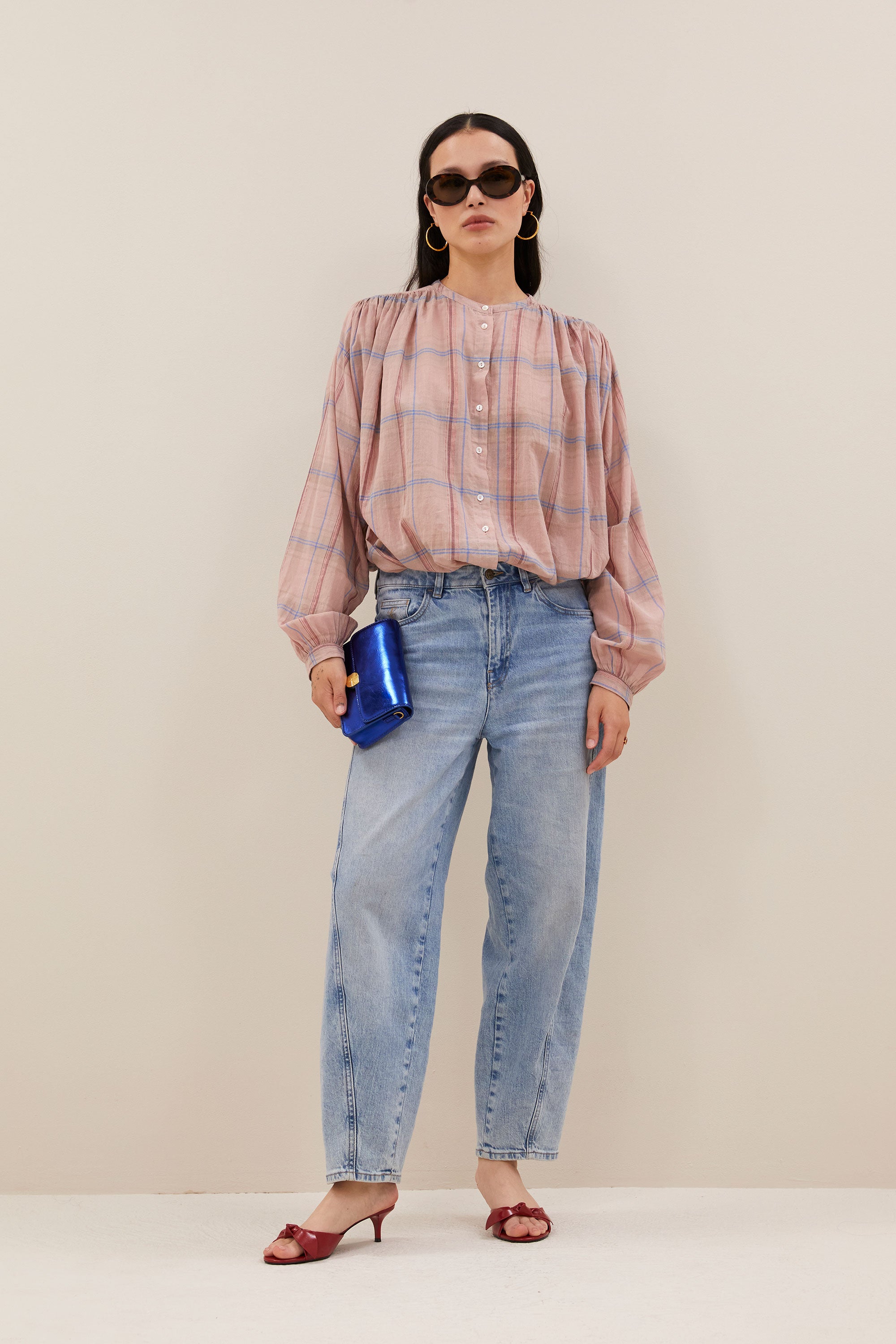 nyka-pink-check-blouse-blush-pink-check-knoopsluiting-normale pasvorm-ronde halslijn-by-bar-extra