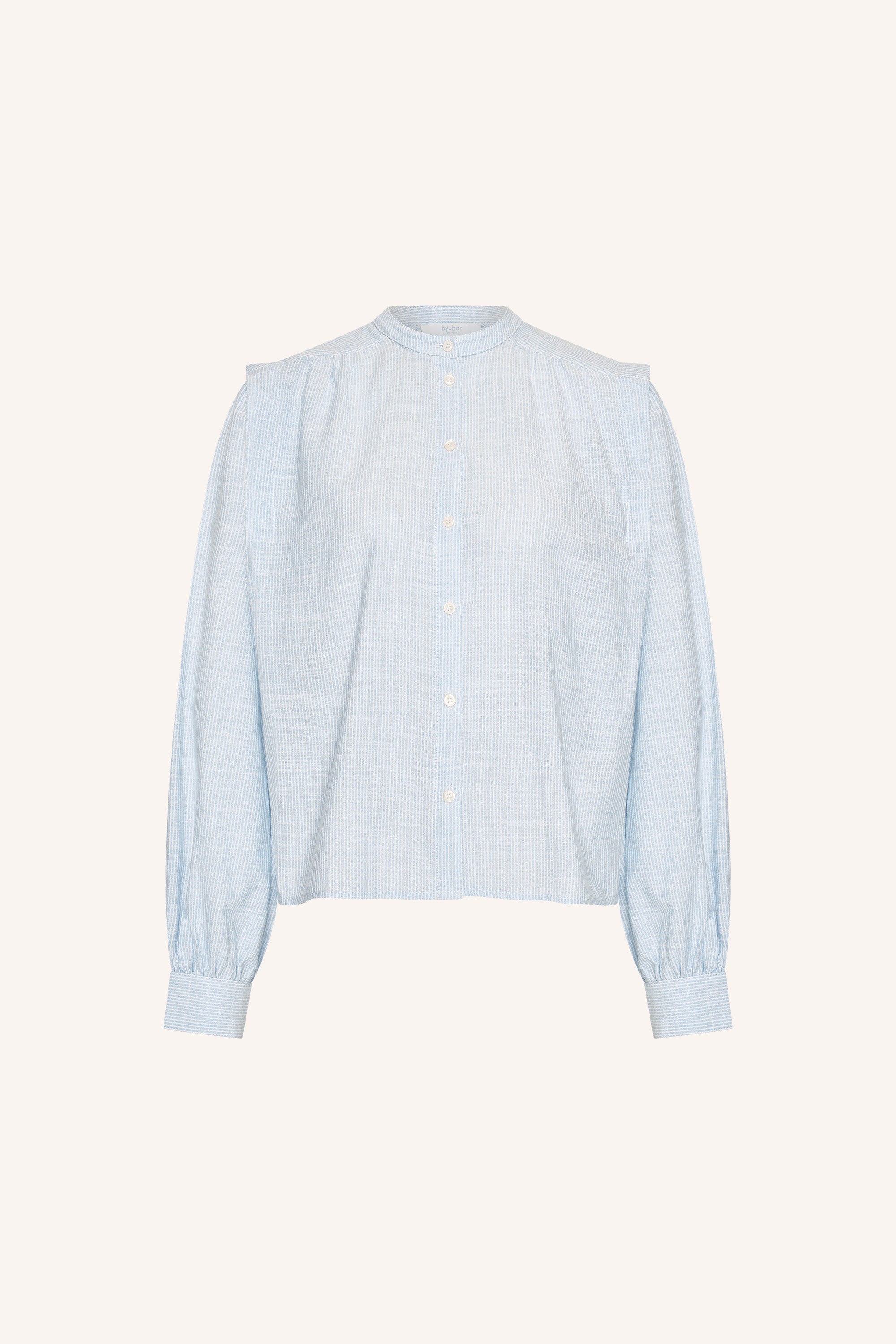 soof-slub-stripe-blouse-light-blue-stripe-knoopsluiting-normale pasvorm-ronde halslijn-by-bar-productfoto