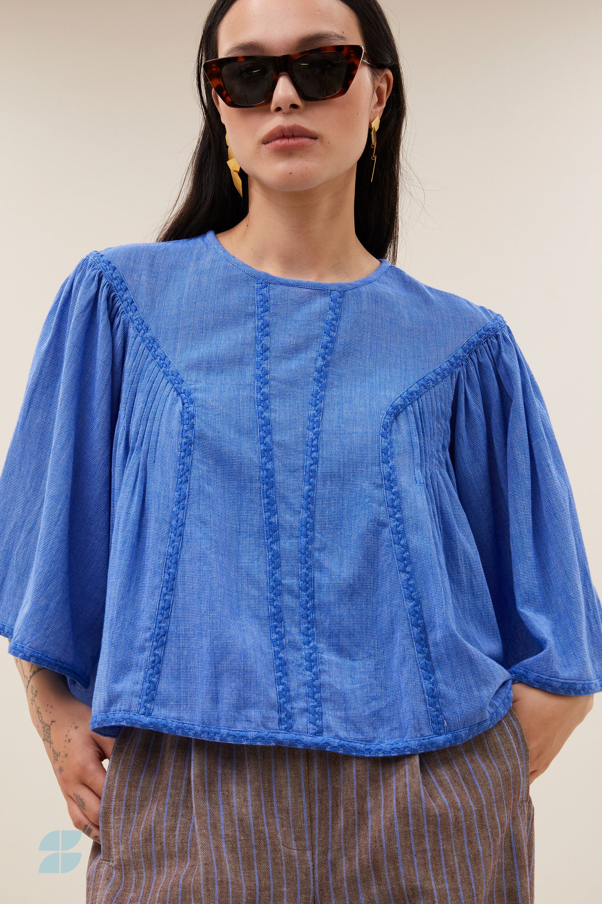 blouse-davin-athia-blouse-sapphire-blue-by-bar-sfeerbeeld