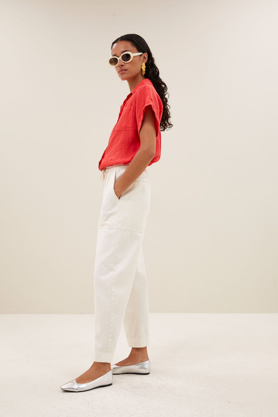 rose linen blouse | lipstick