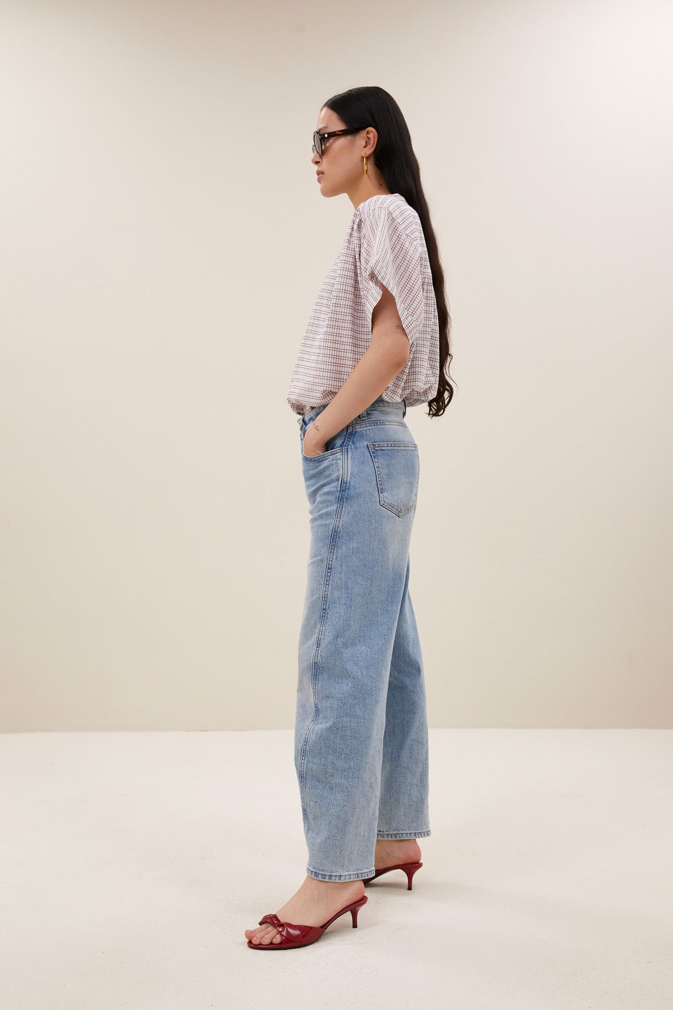 blouse-alex-check-blouse-white-small-check-by-bar-vooraanzicht