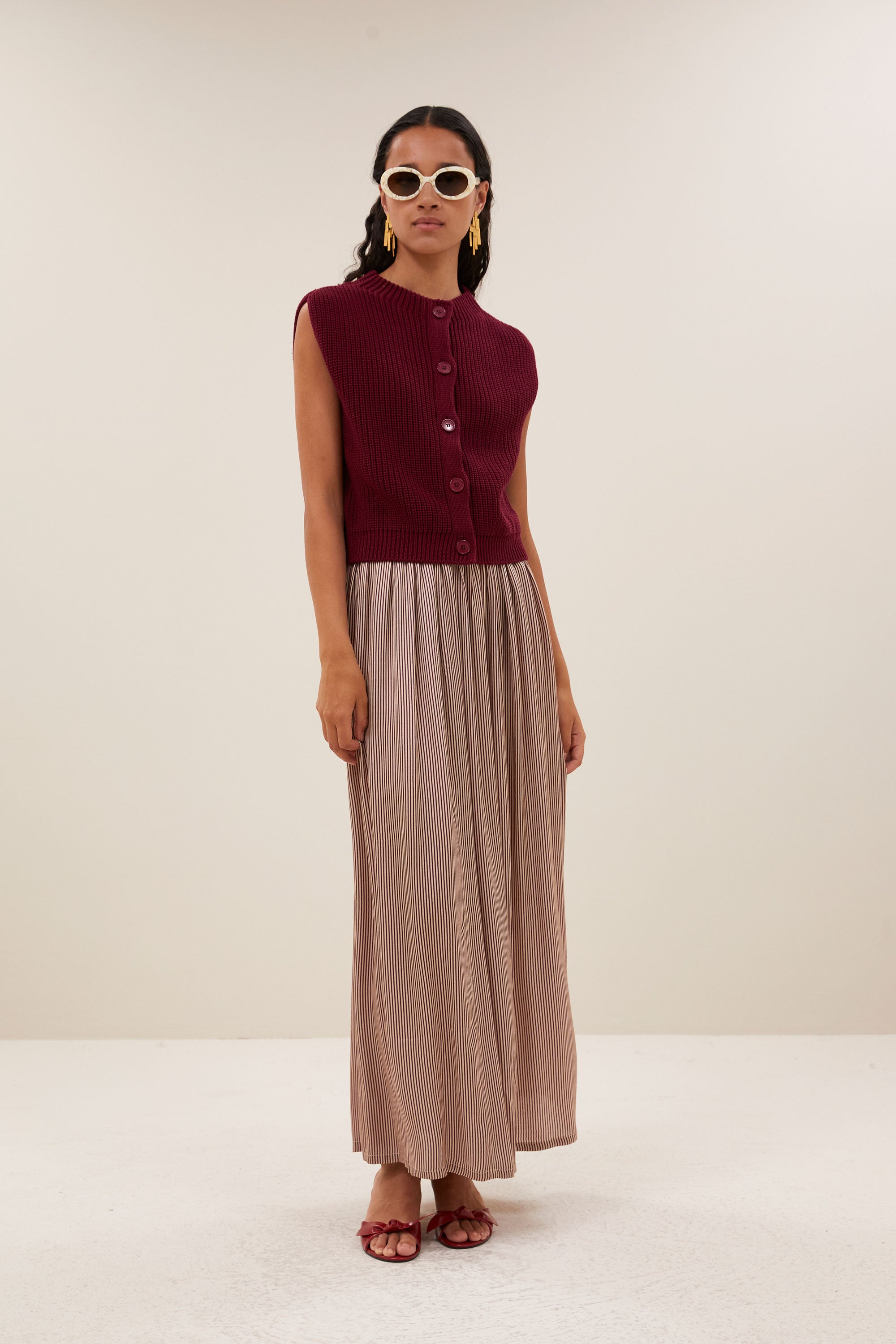 reva-viscose-stripe-skirt-wine-stripe-casual fit-losvallende pasvorm-viscose kwaliteit-by-bar-detail
