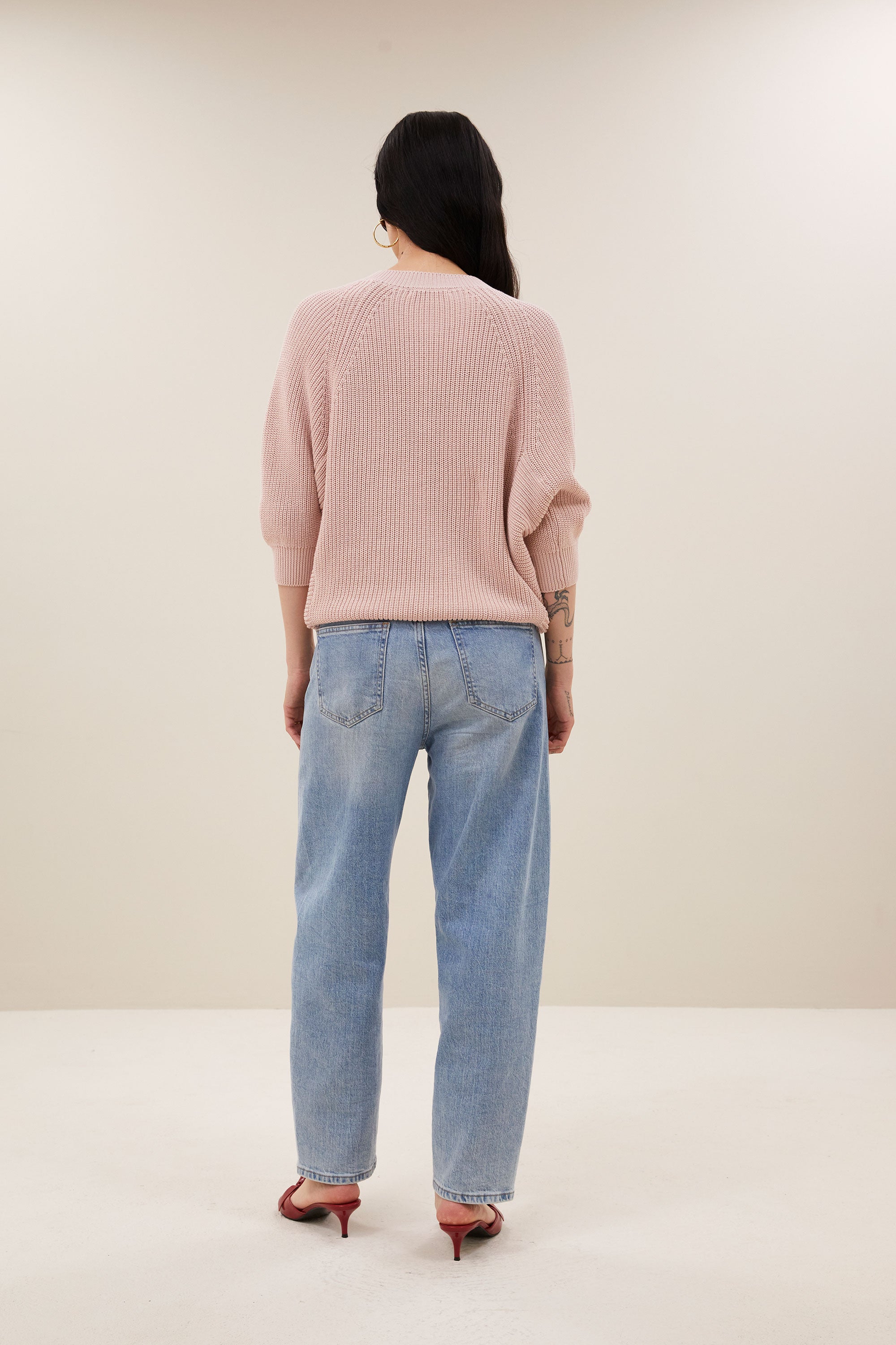 pullover-lune-oceano-pullover-old-pink-by-bar-Zijaanzicht