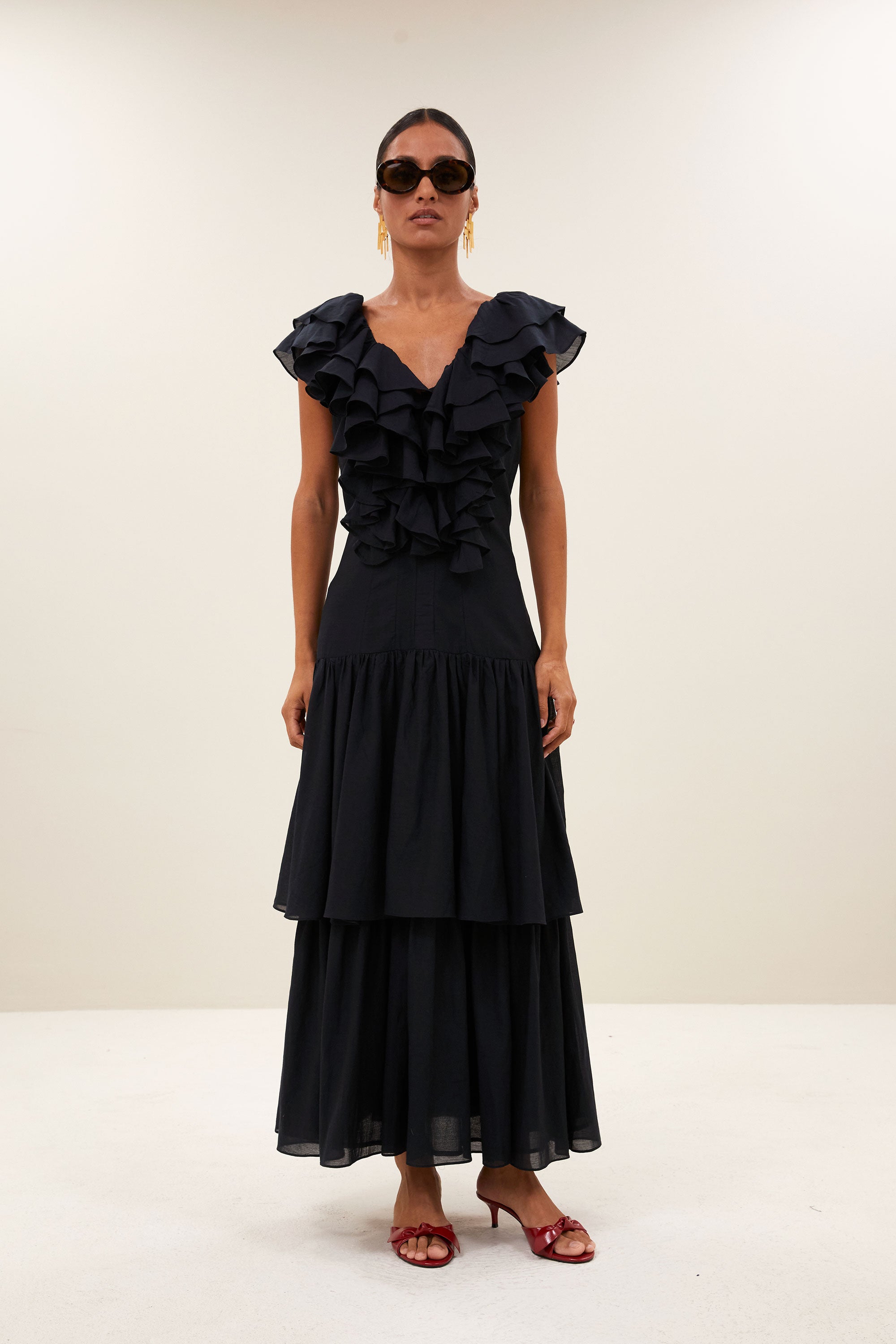 dress-loren-dress-jet-black-by-bar-vooraanzicht