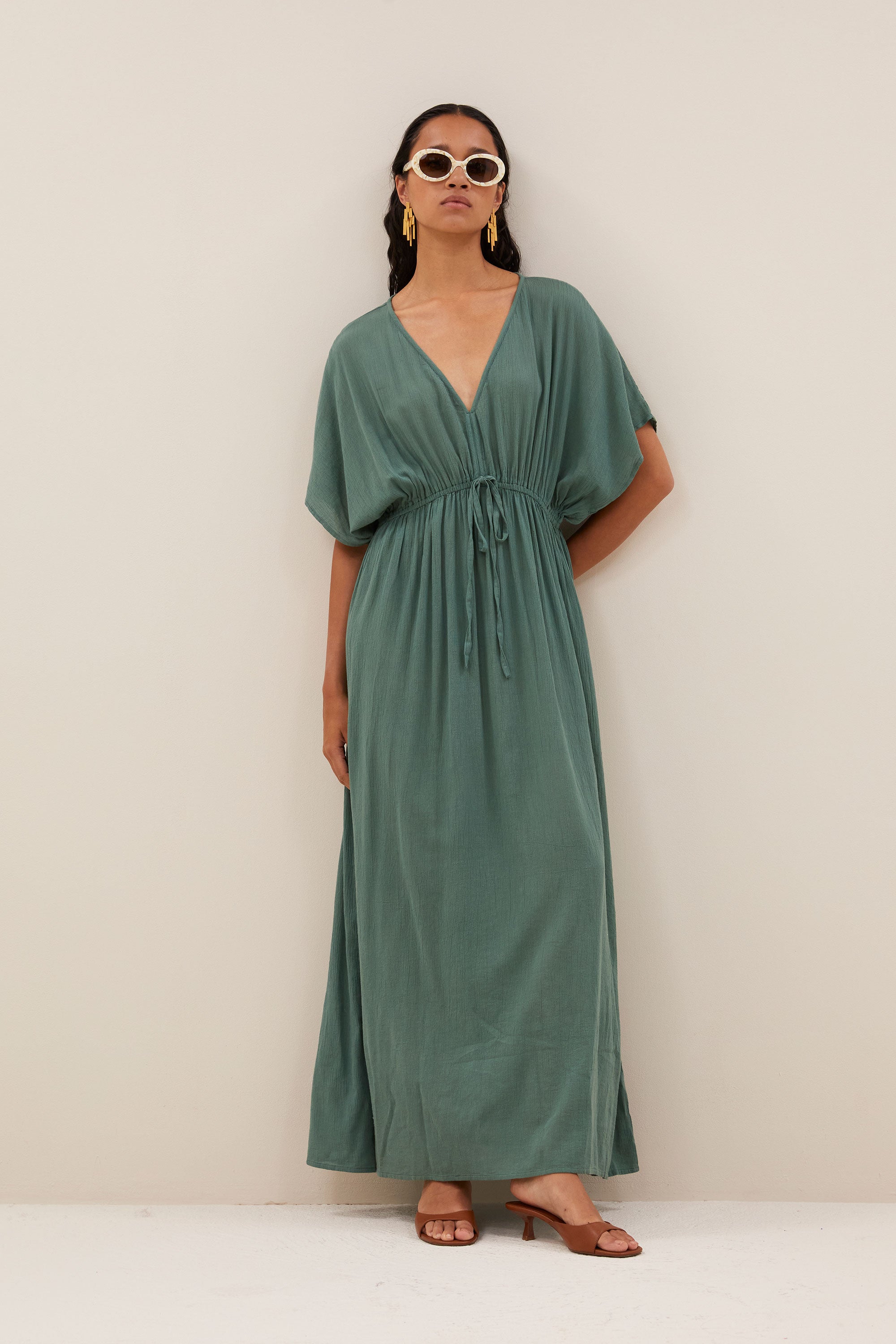 long-dress-forest-night-casual fit-losvallende pasvorm-v-halslijn-by-bar-extra