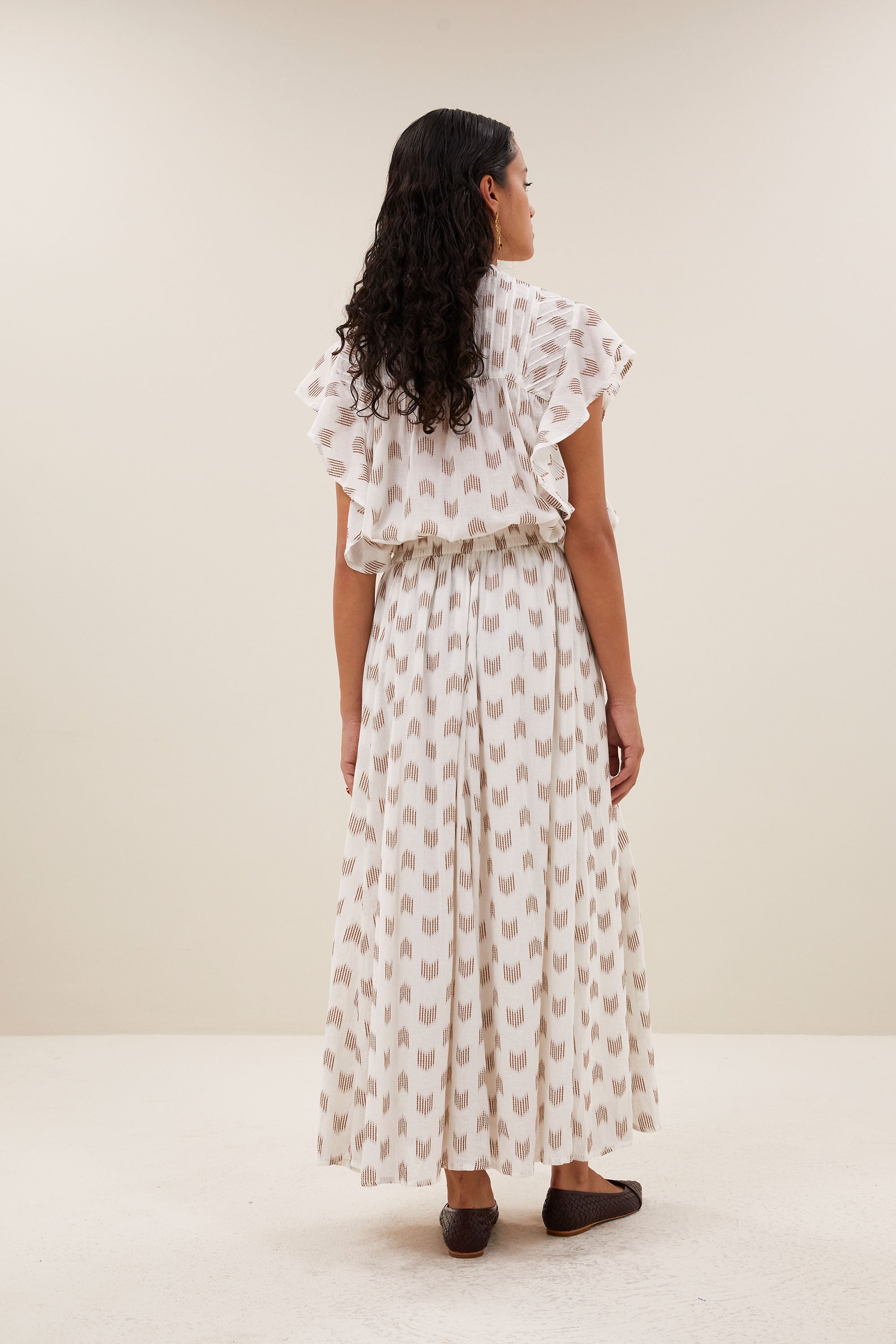 ruby-oase-skirt-oase-ikat-katoen kwaliteit-losvallende pasvorm-draagbaar als set-by-bar-achteraanzicht
