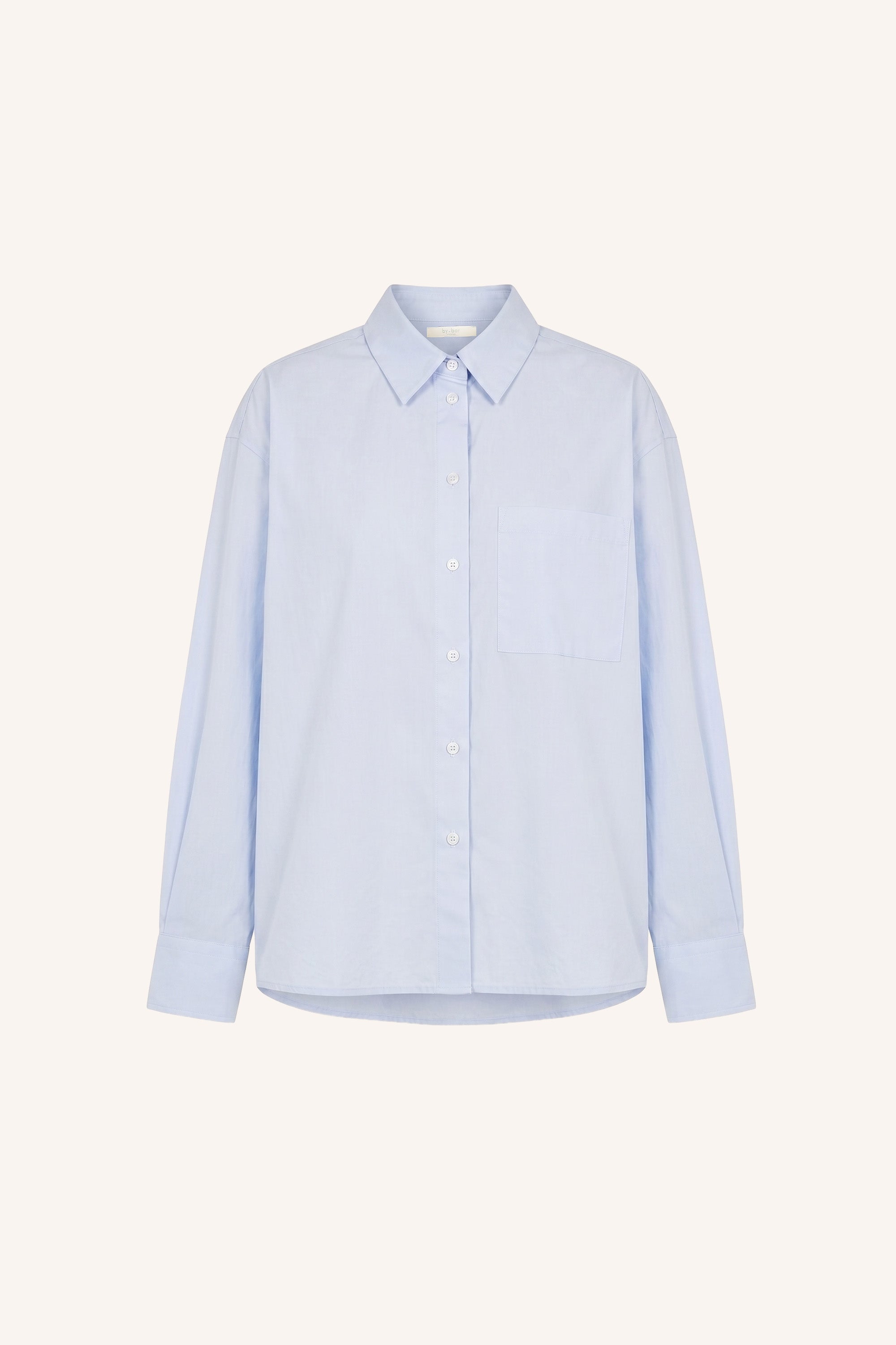 lise-chambray-blouse-light-blue-all-time classic-knoopsluiting-opstaande kraag-by-bar-productfoto