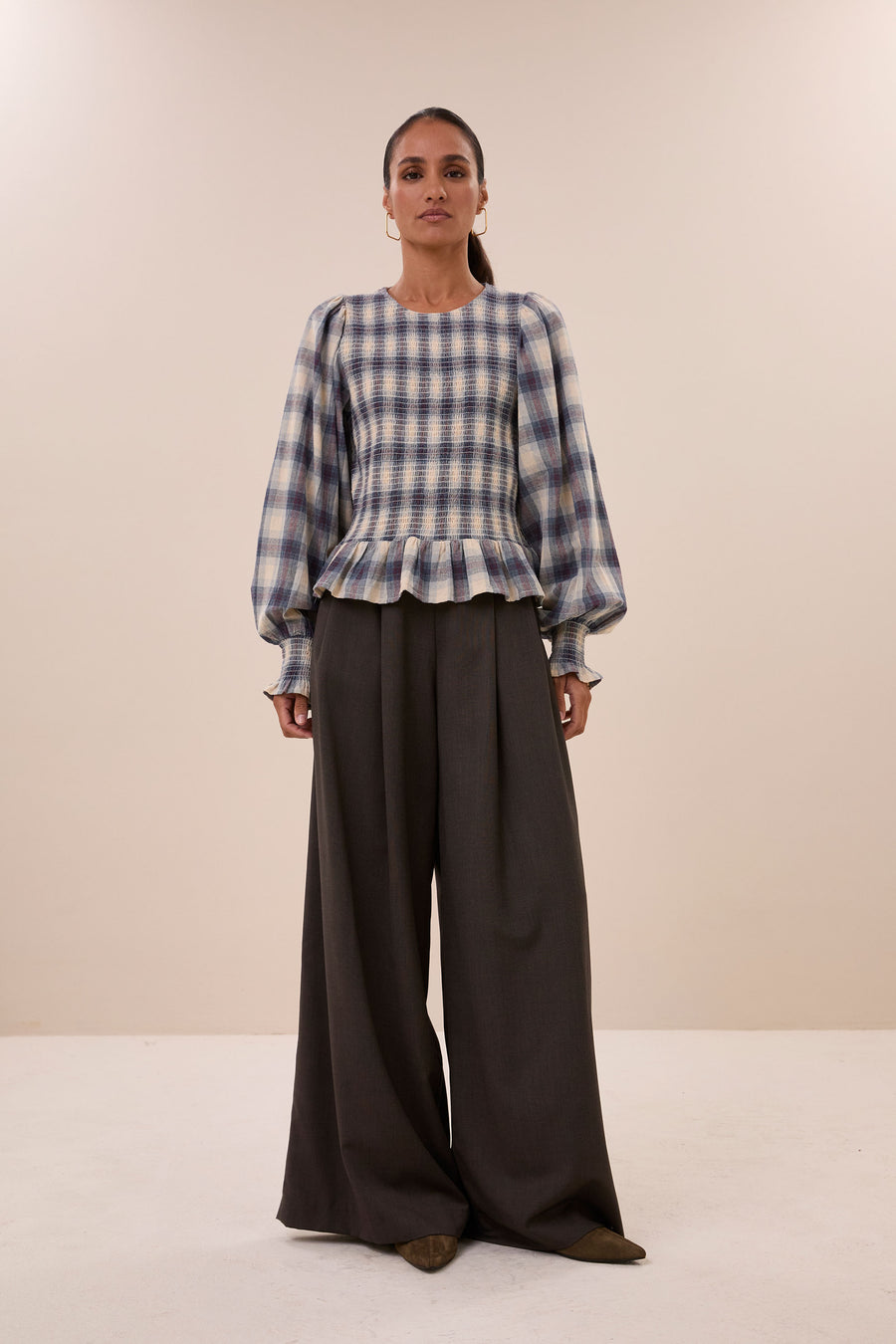 yena-tokyo-check-blouse-tokyo-check-all-time classic-casual fit-elastisch smok detail-by-bar-aanvullende-foto
