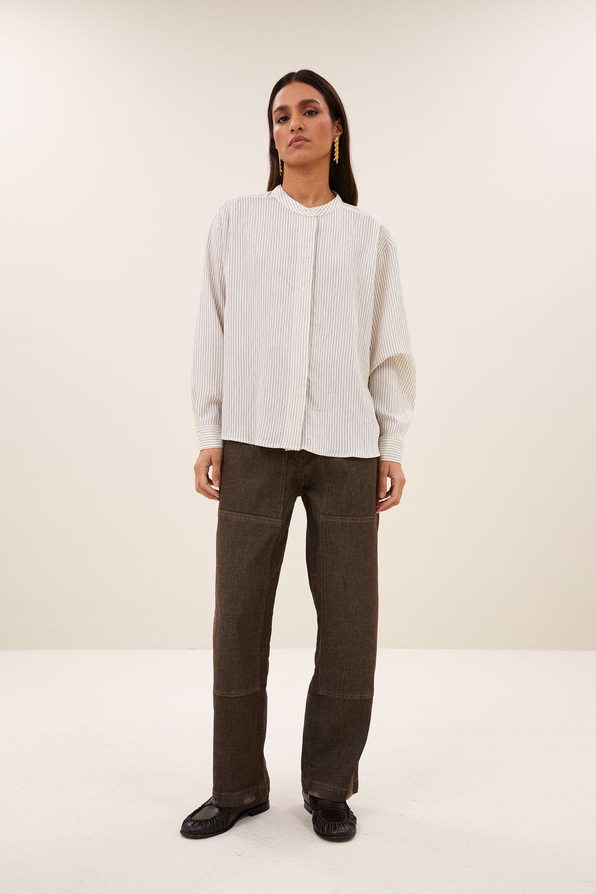 fia thin stripe blouse | jet black stripe