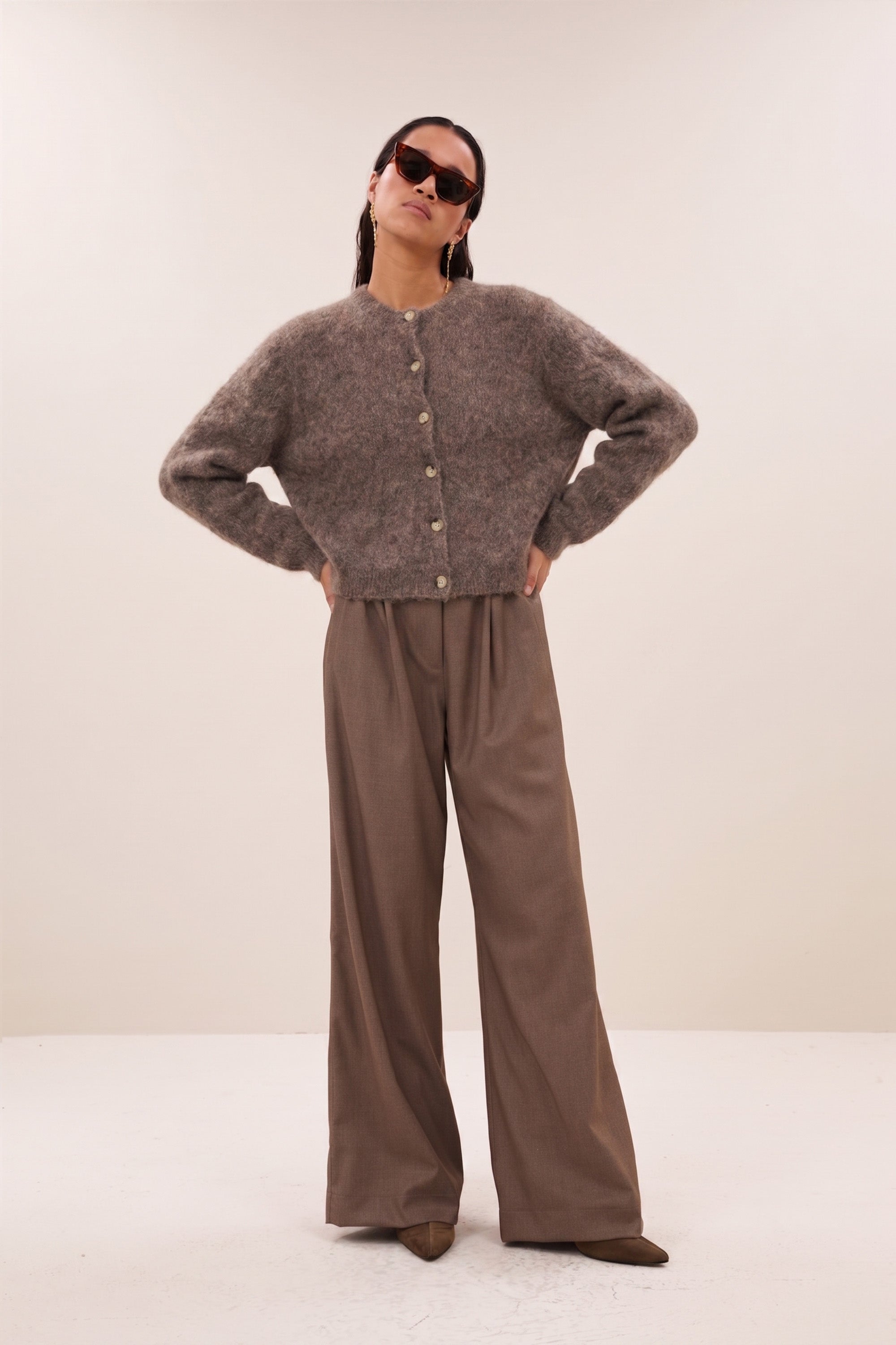 vasile cardigan | dark biscuit