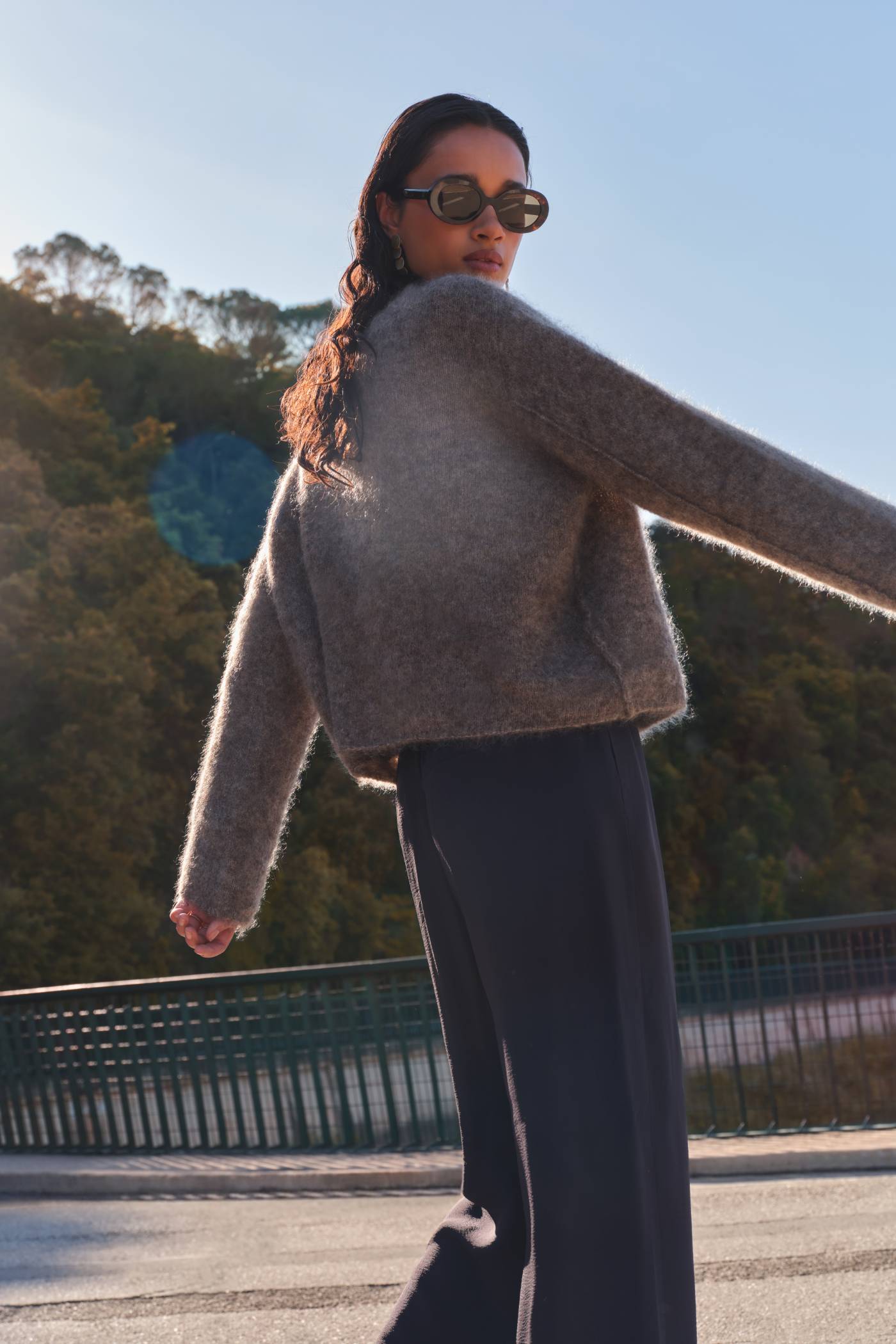 vasile pullover | dark biscuit