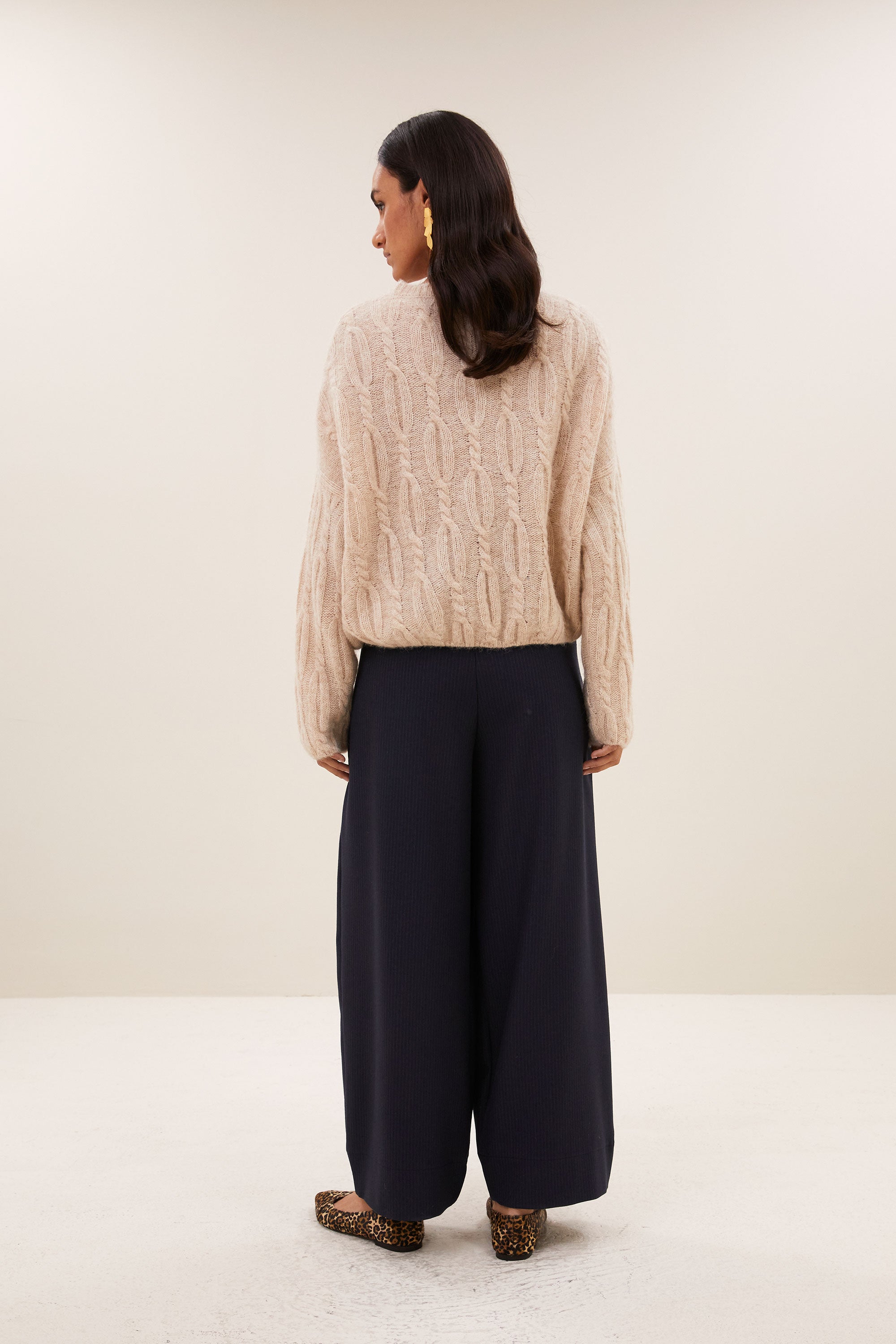 lora pullover | chalk