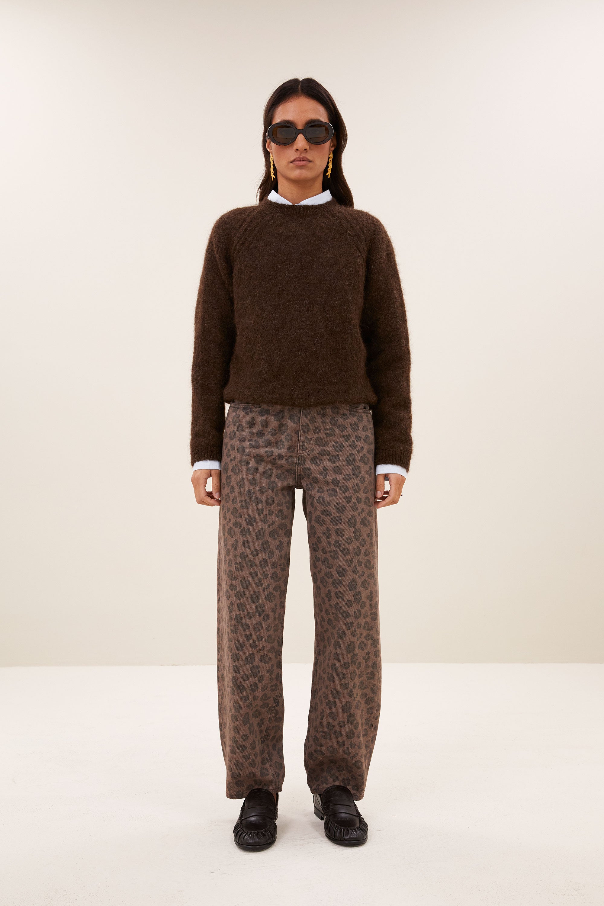 falon-pullover-deep-brown-alpacamix kwaliteit-all-time classic-ronde halslijn-by-bar-vooraanzicht