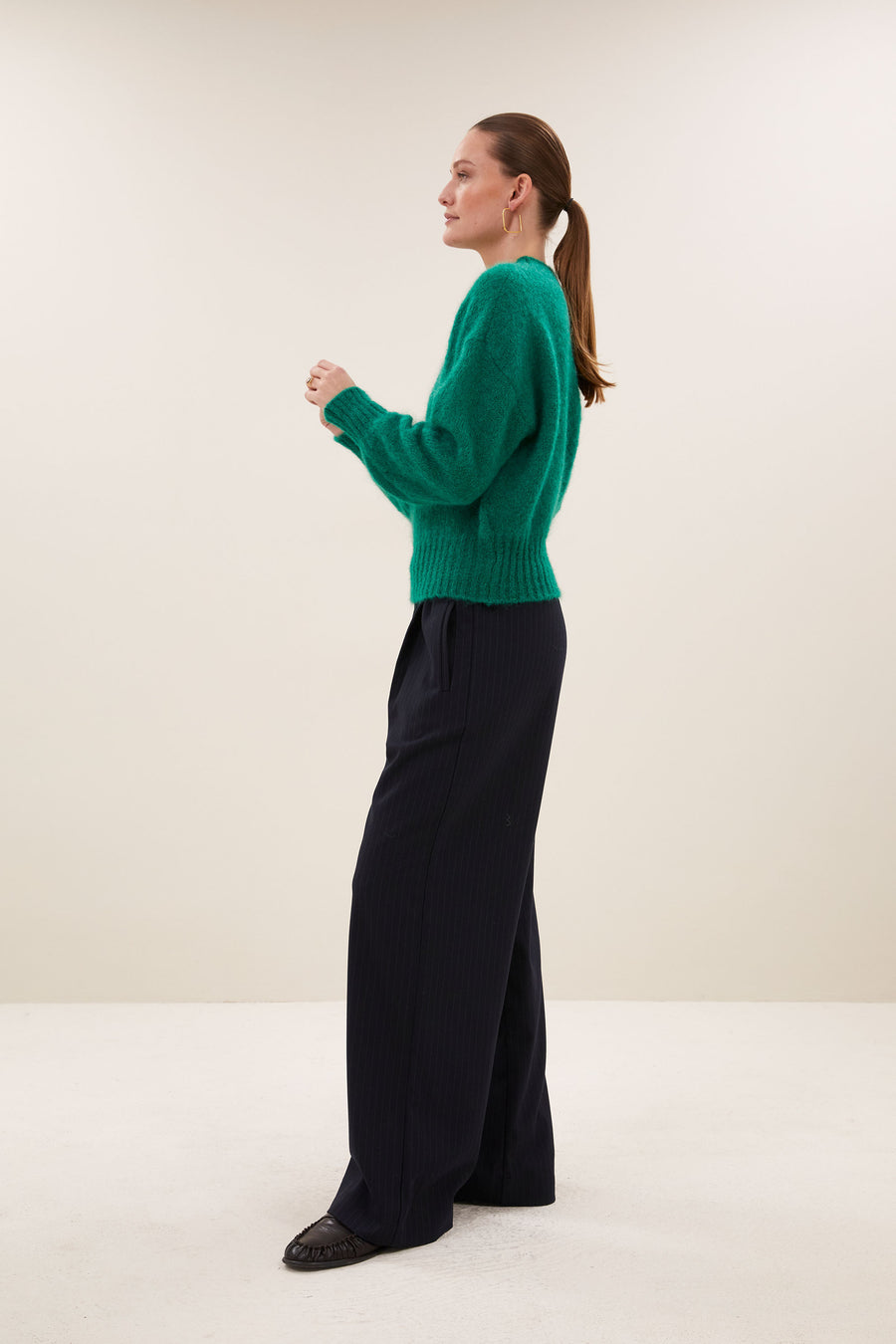 sonny-pullover-evergreen-comfortabele draagervaring-gebreide patronen-must-have essential-by-bar-zijaanzicht