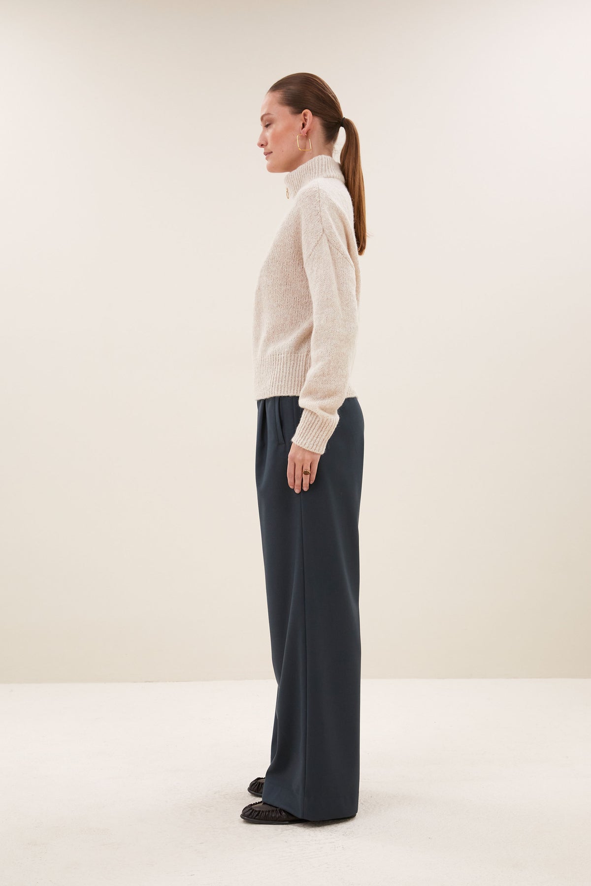 boxy beau pullover | chalk