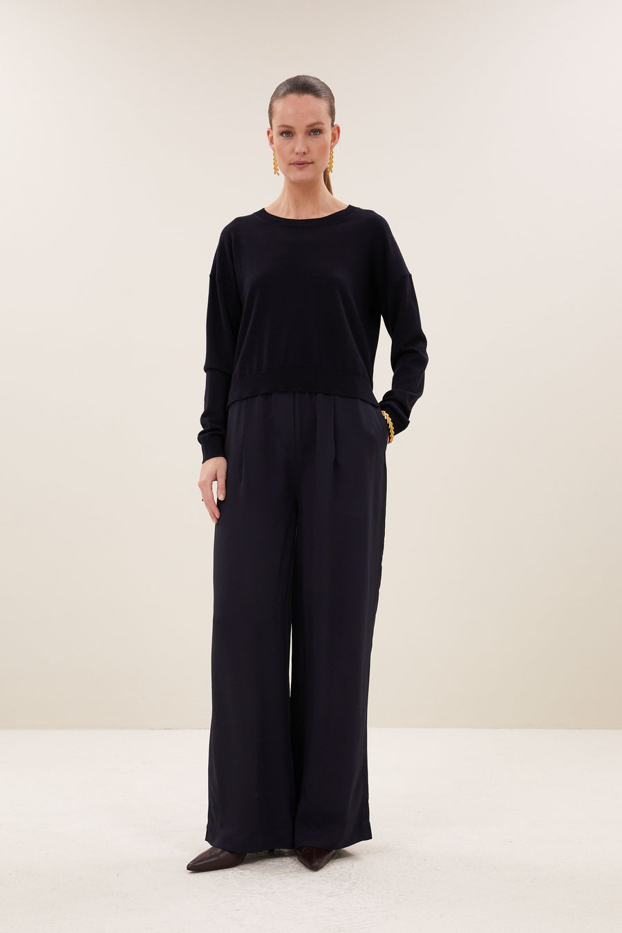 duke-pullover-midnight-merino wol-all-time classic-ronde halslijn-by-bar-vooraanzicht