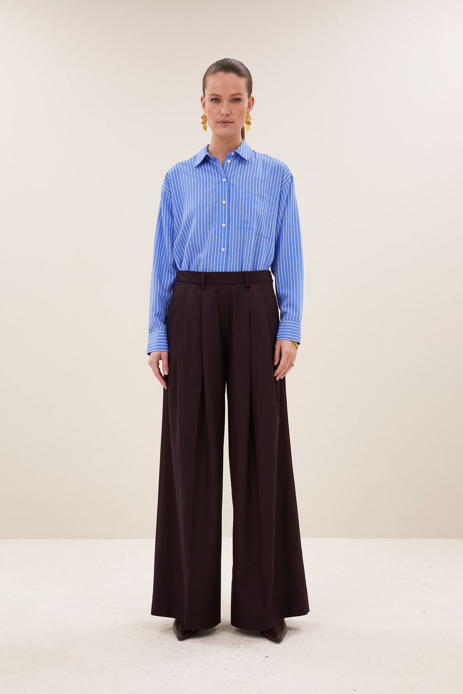 sef-pants-dark-wine-all-time classic-blinde ritssluiting-losvallende pasvorm-by-bar-vooraanzicht