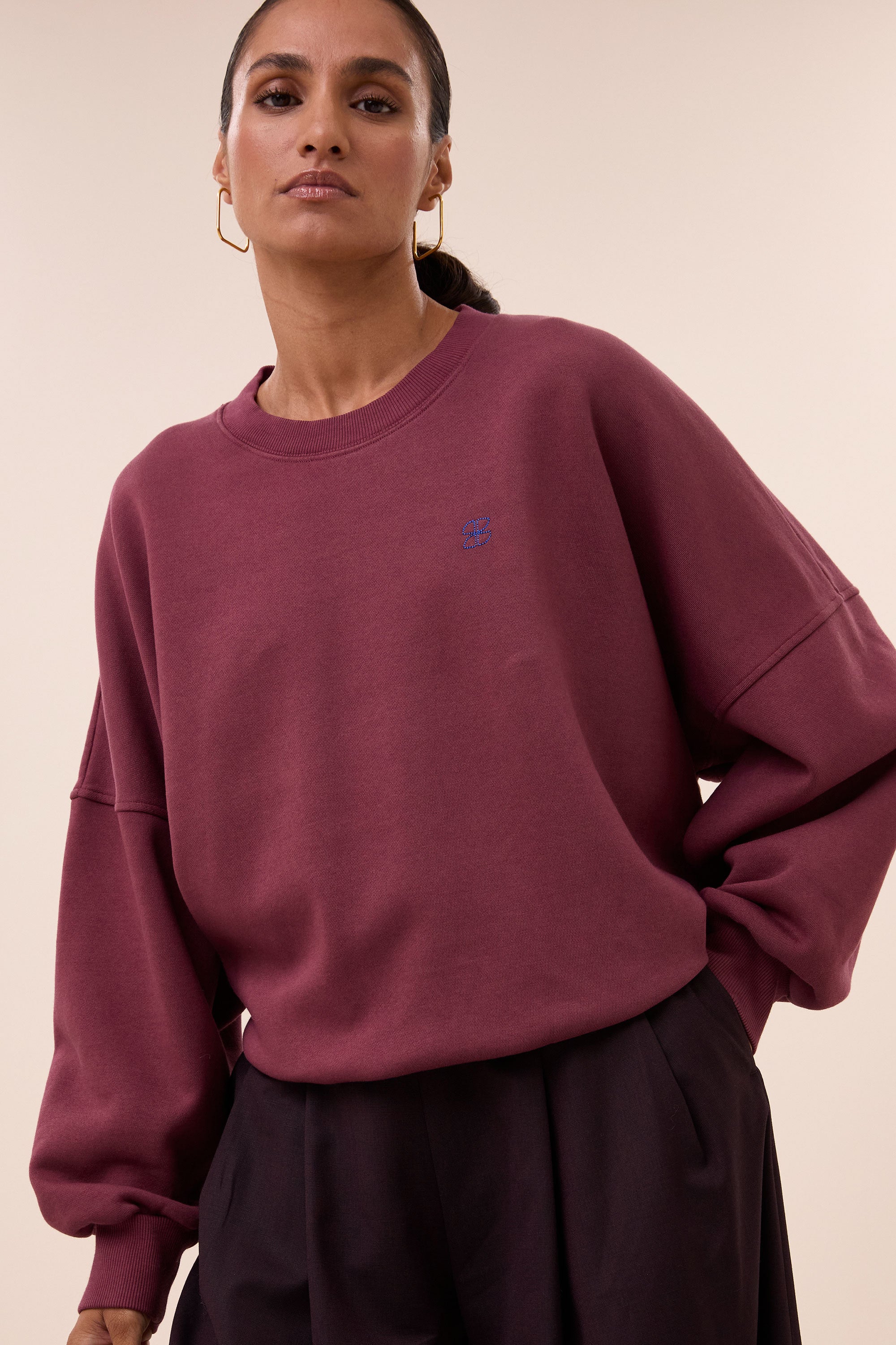 malyn logo sweater | burgundy crush