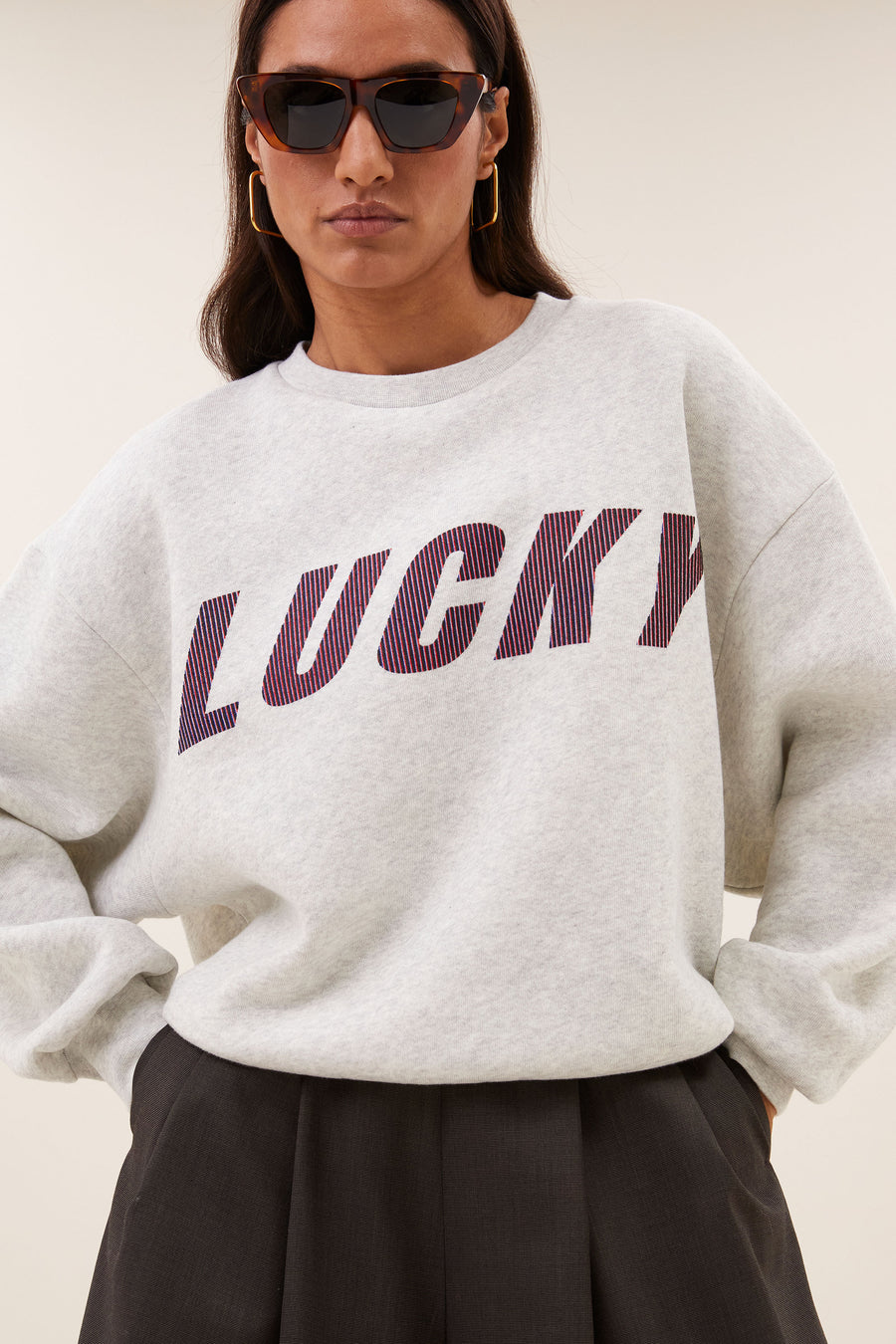 lili-speed-sweater-light-grey-melee-all-time classic-casual fit-normale pasvorm-by-bar-detail