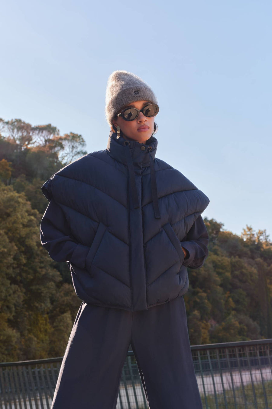 franky sleeveless jacket | midnight