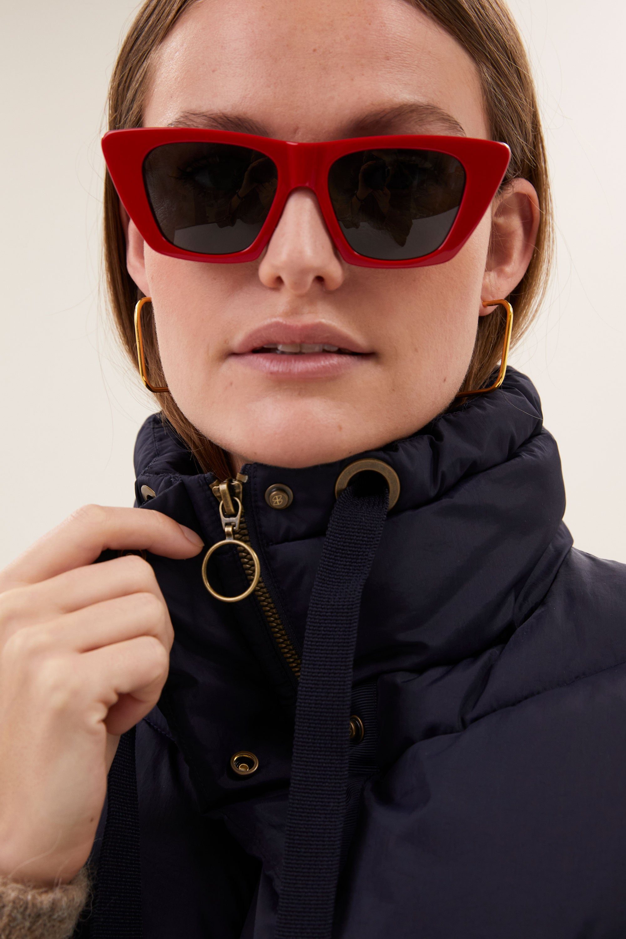 franky-sleeveless-jacket-midnight-fleece_pocket_lining-opstaande kraag-rits- en knoopsluiting-by-bar-aanvullende-foto