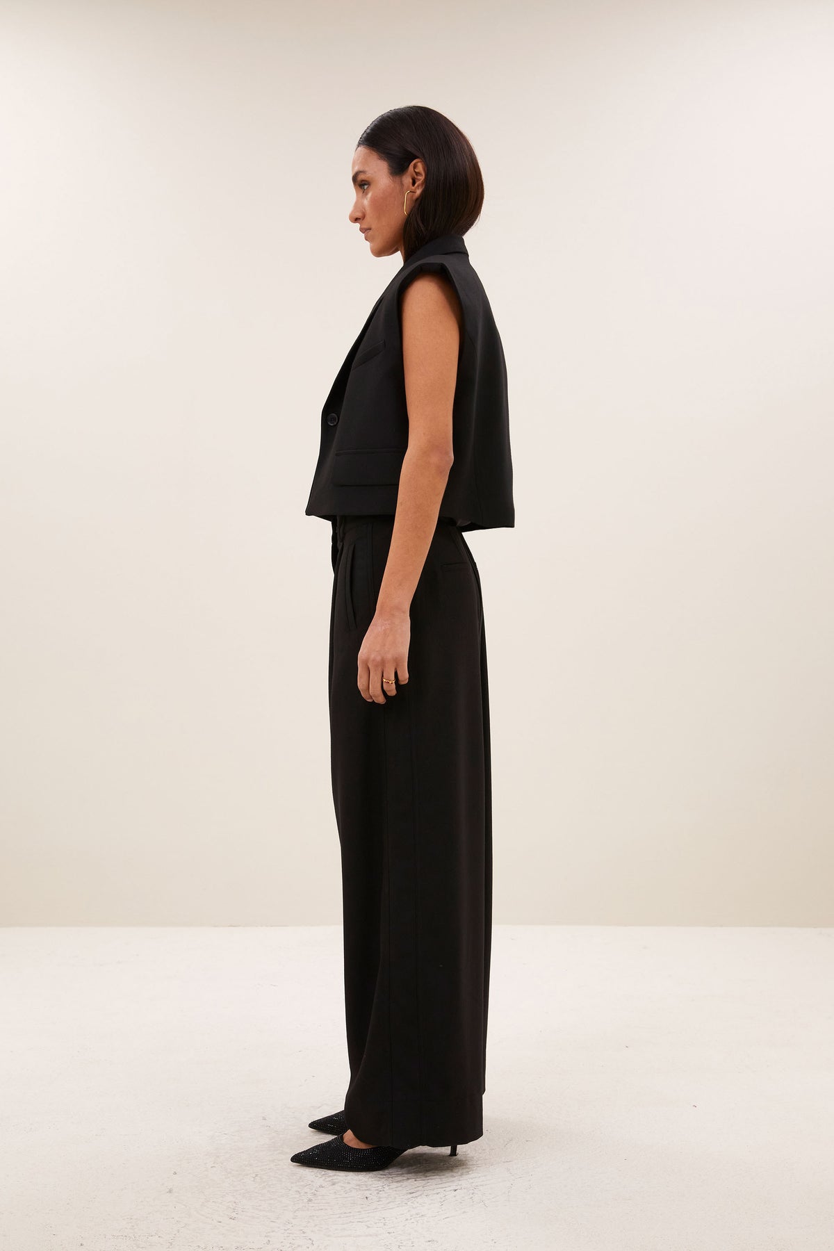 bobi herringbone gilet | black
