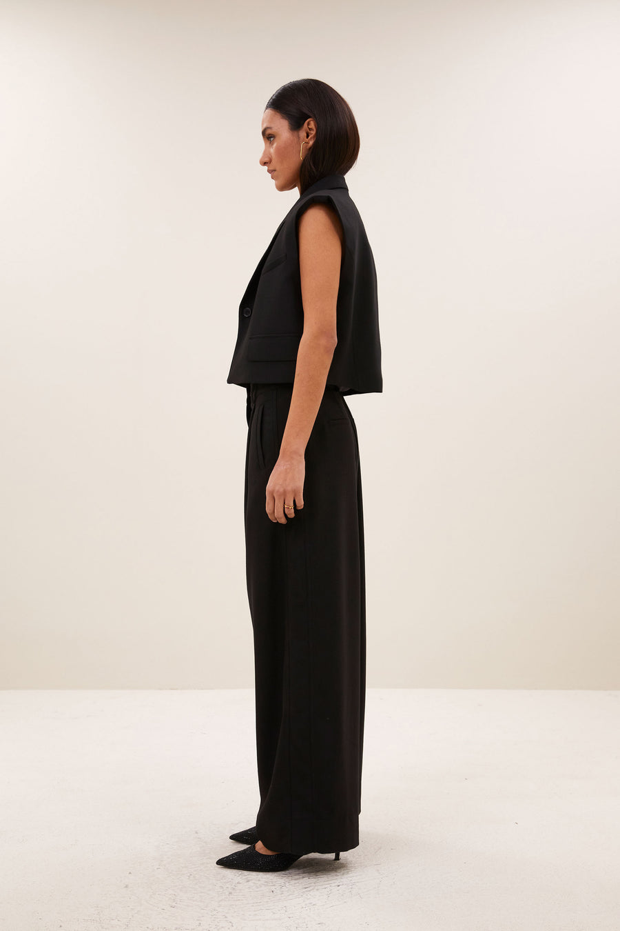 bobi herringbone gilet | black