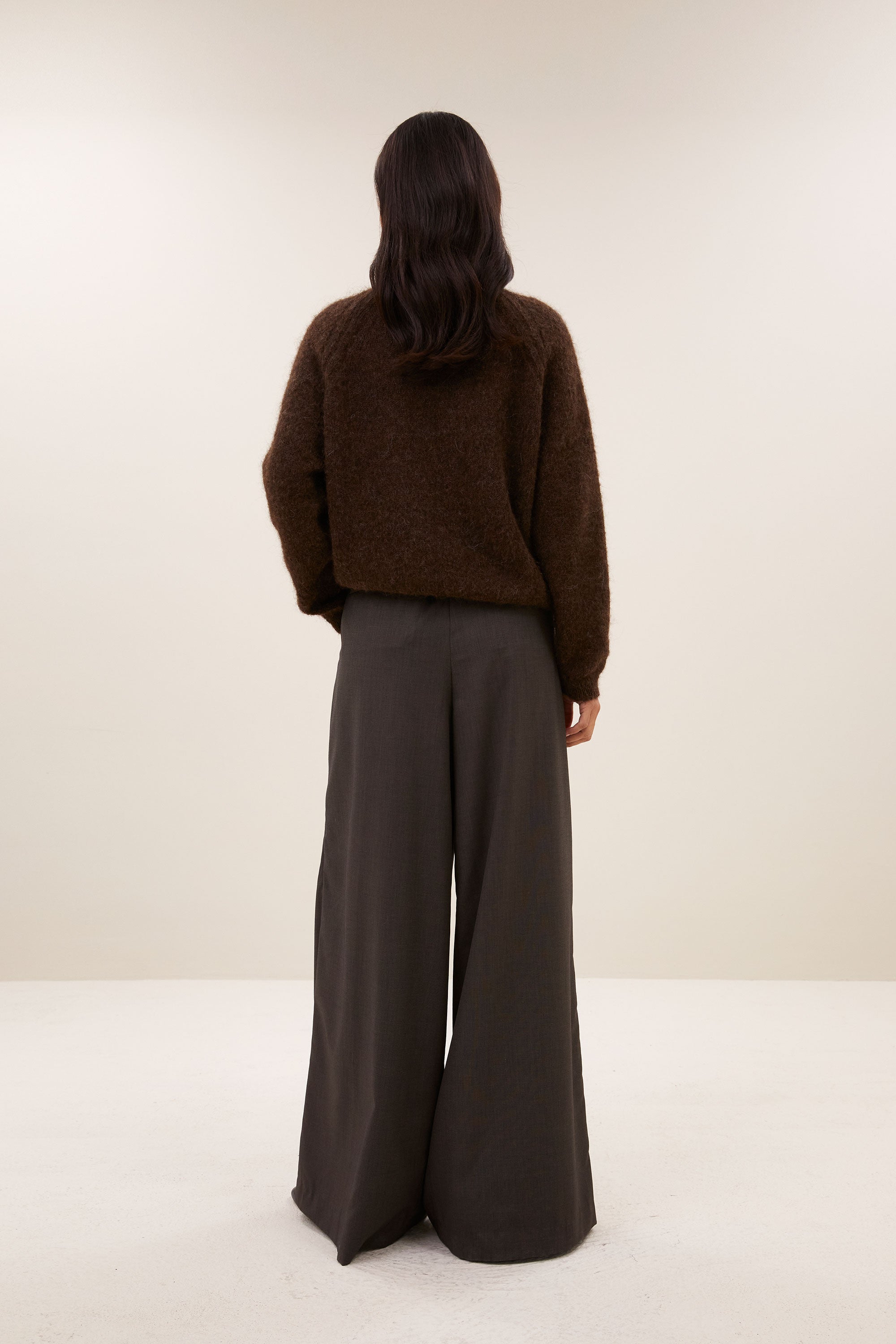 sef-pants-dark-brown-all-time classic-blinde ritssluiting-losvallende pasvorm-by-bar-vooraanzicht
