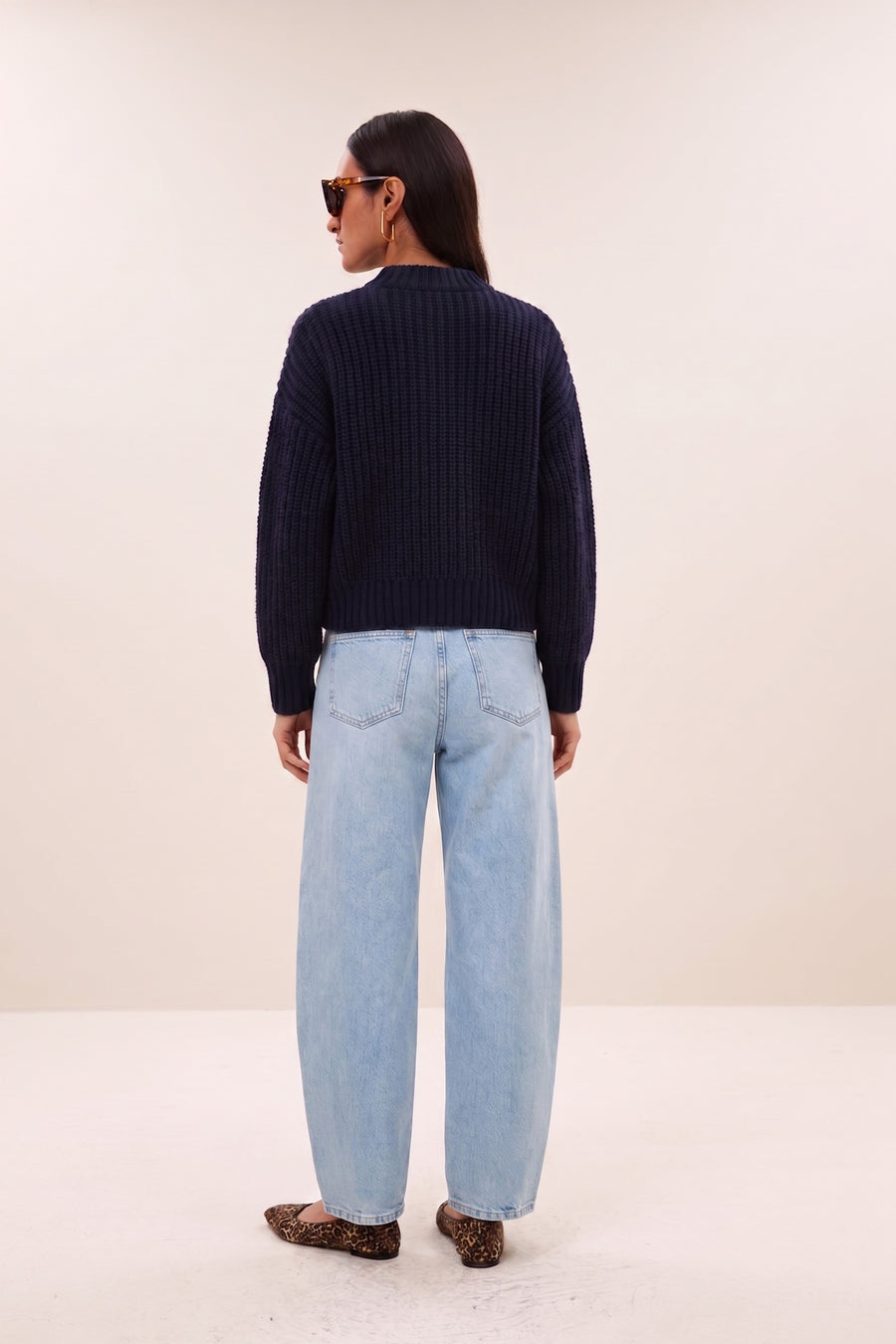 begum-jeans-light-denim-normale taille-casual fit-normale pasvorm-by-bar-achteraanzicht