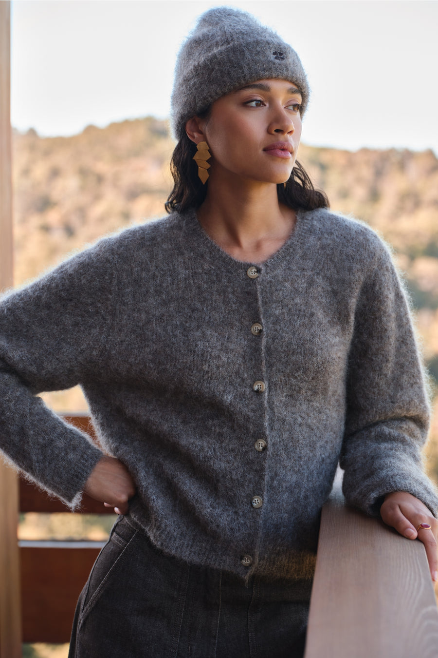 vasile cardigan | dark biscuit