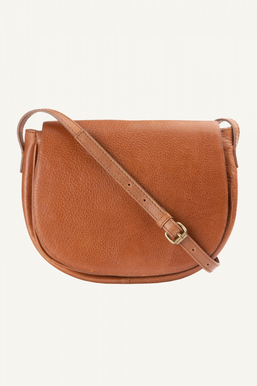 paris-bag-cognac-soepel leer-all-time classic-gemaakt door een familiebedrijf-by-bar-zijaanzicht