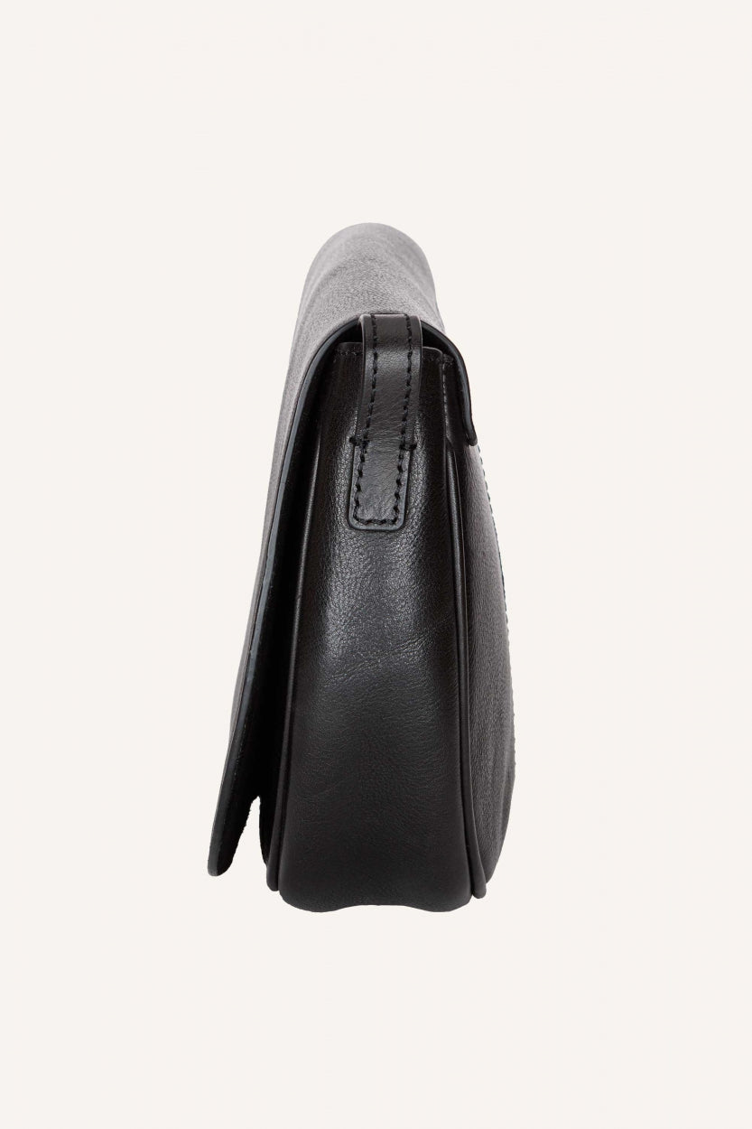 paris-bag-black-soepel leer-all-time classic-gemaakt door een familiebedrijf-by-bar-achteraanzicht