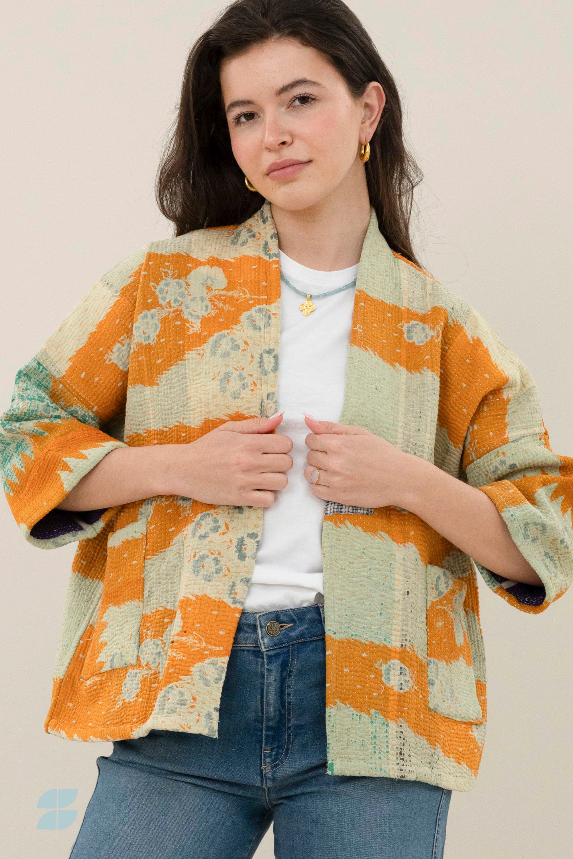 classic-antic-jacket-khavda-g-elk item is uniek-must-have essential-tijdloze pasvorm-by-bar-sfeerbeeld