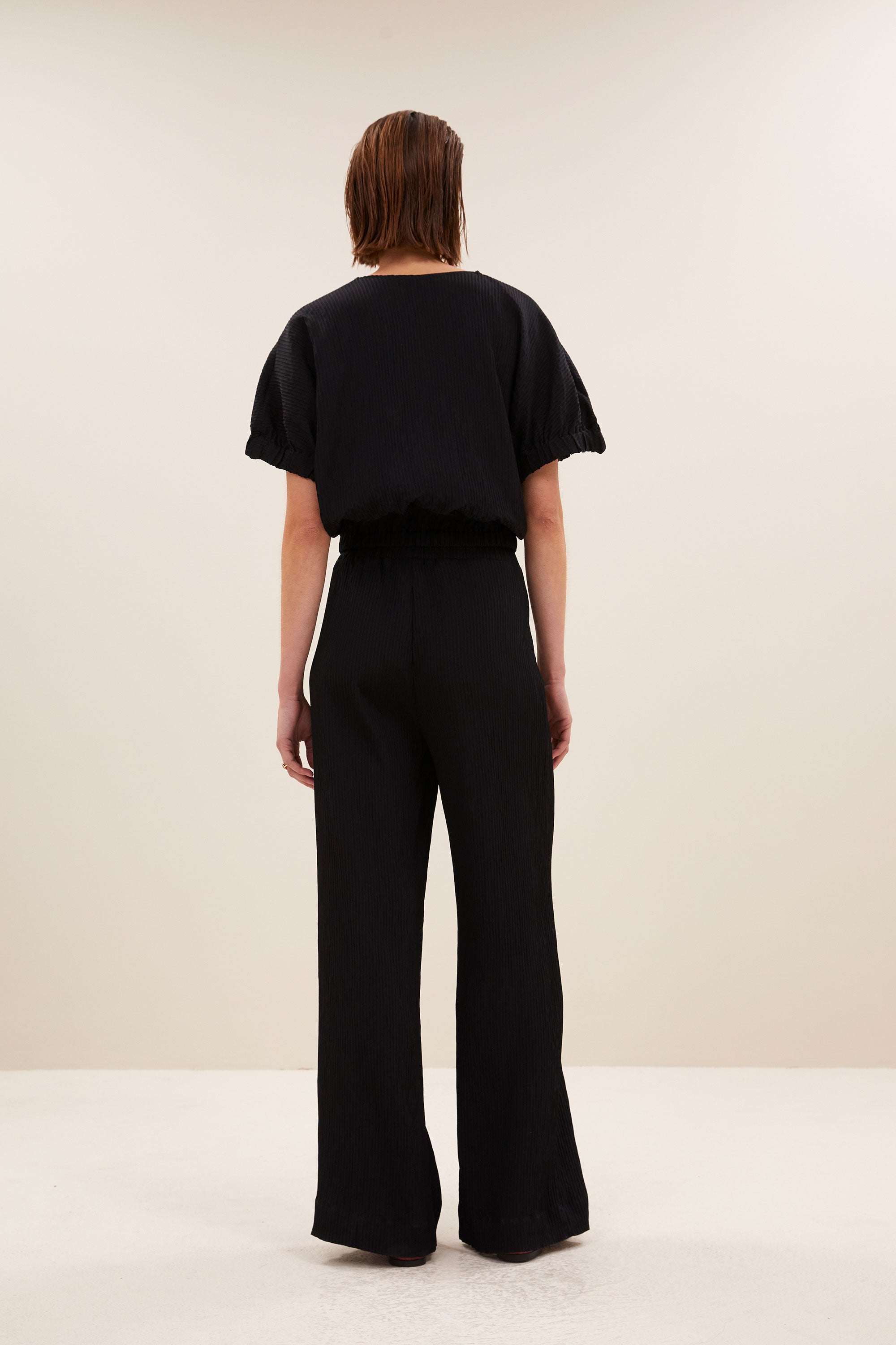mabel-structure-stripe-blouse-jet-black-by-bar-achteraanzicht
