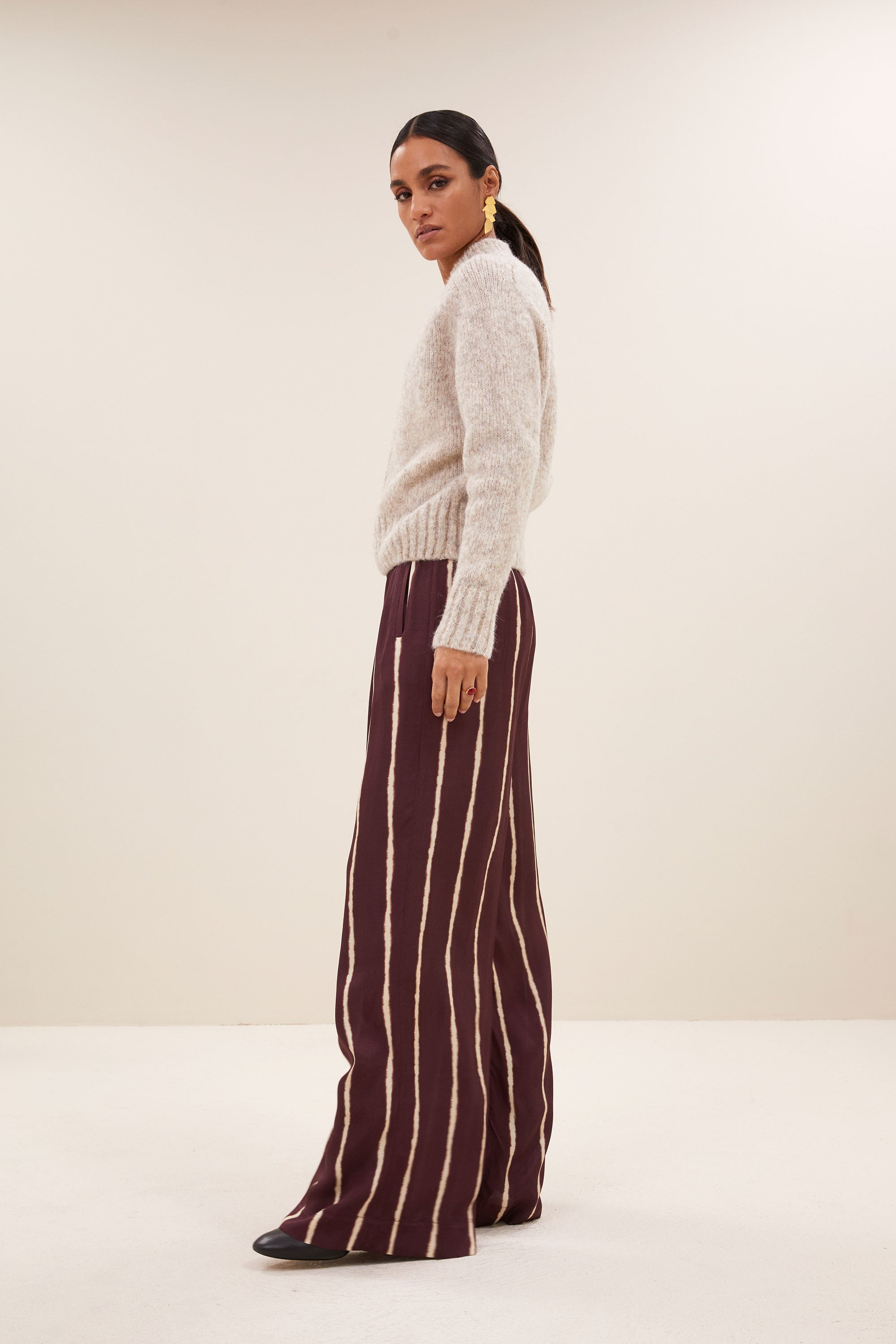 jonas zipp cardigan - stone melee, korte fit, all-time classic, ritssluiting - by-bar - zijaanzicht