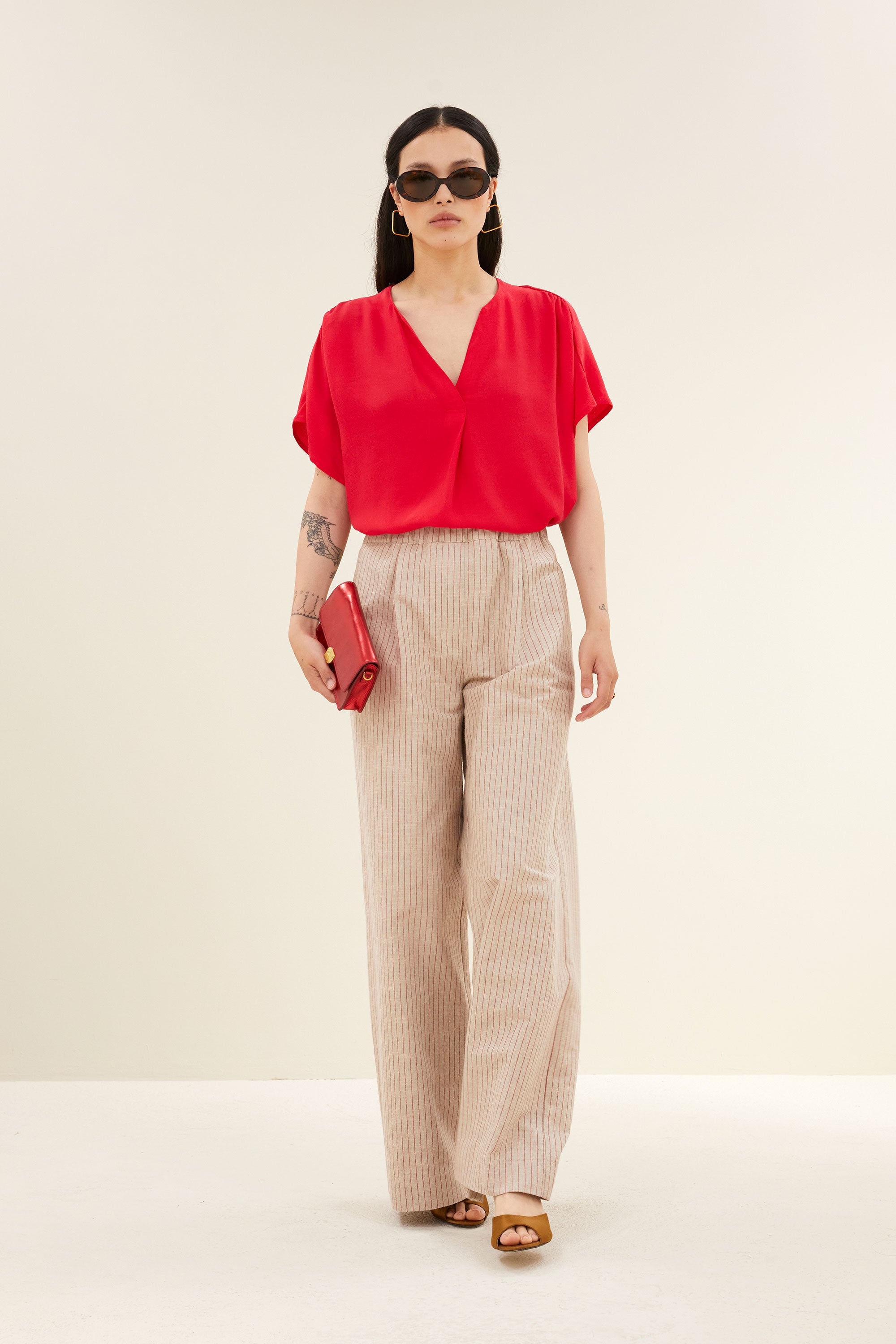 blouse-ally-blouse-off-white-by-bar-detail