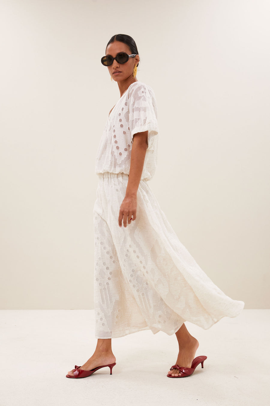 blouse-mabel-mist-blouse-cream-by-bar-vooraanzicht