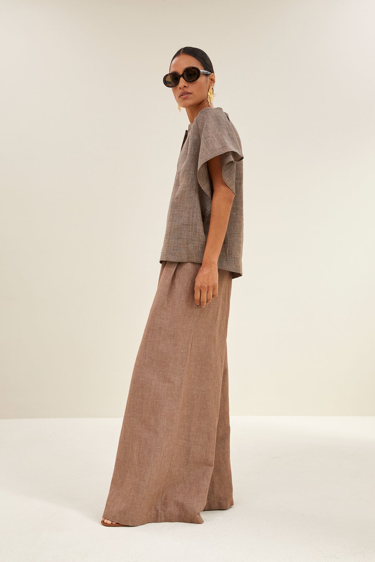 blouse-vina-lurex-blouse-iced-coffee-by-bar-Achteraanzicht