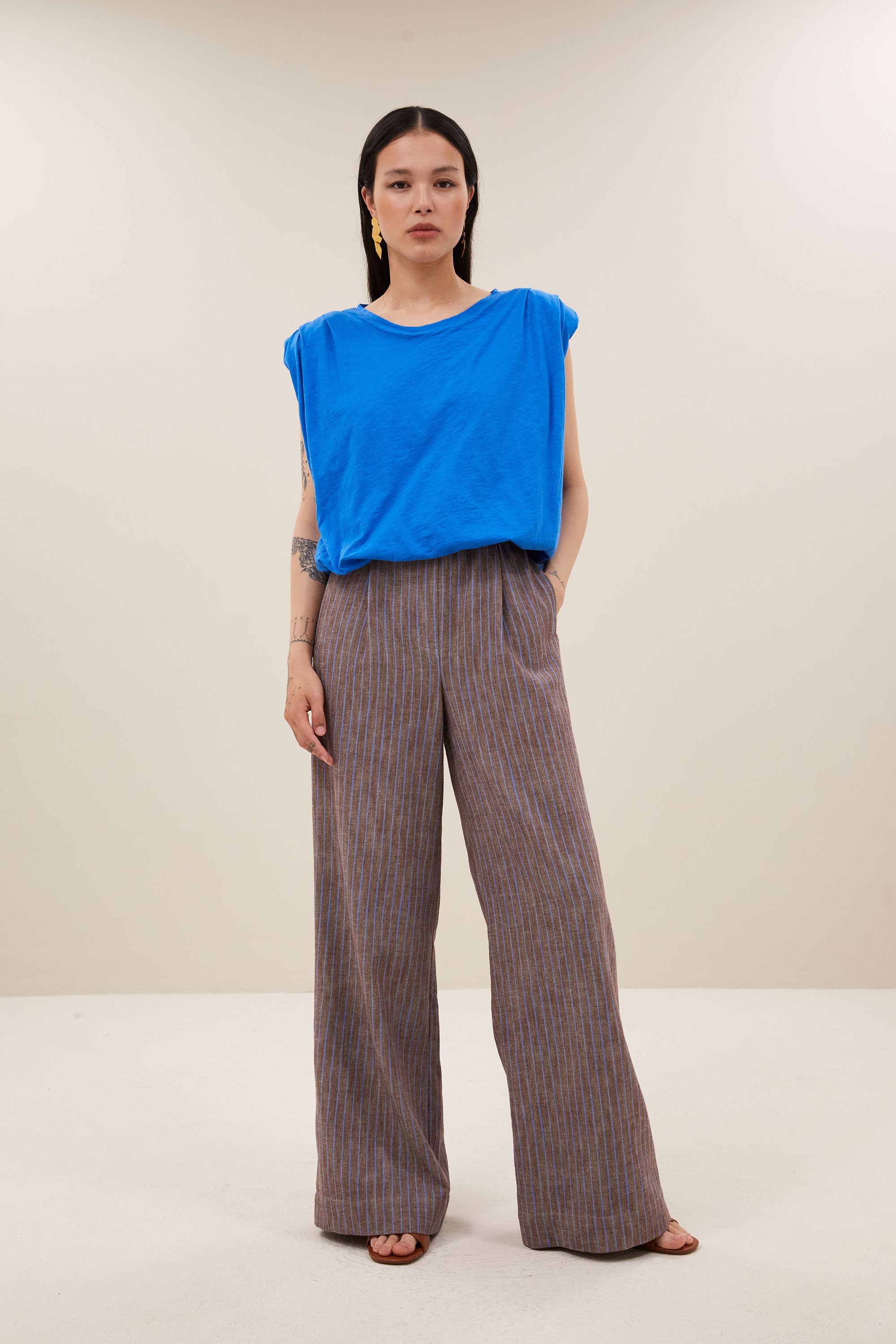top-nilou-jersey-top-french-blue-by-bar-achteraanzicht