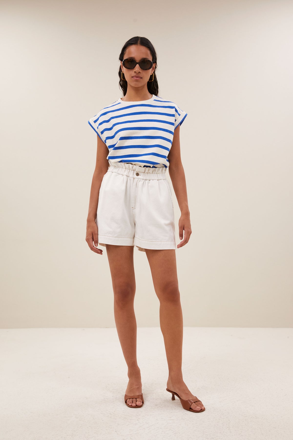 shorts-leon-twill-short-cloud-white-by-bar-Sfeerbeeld