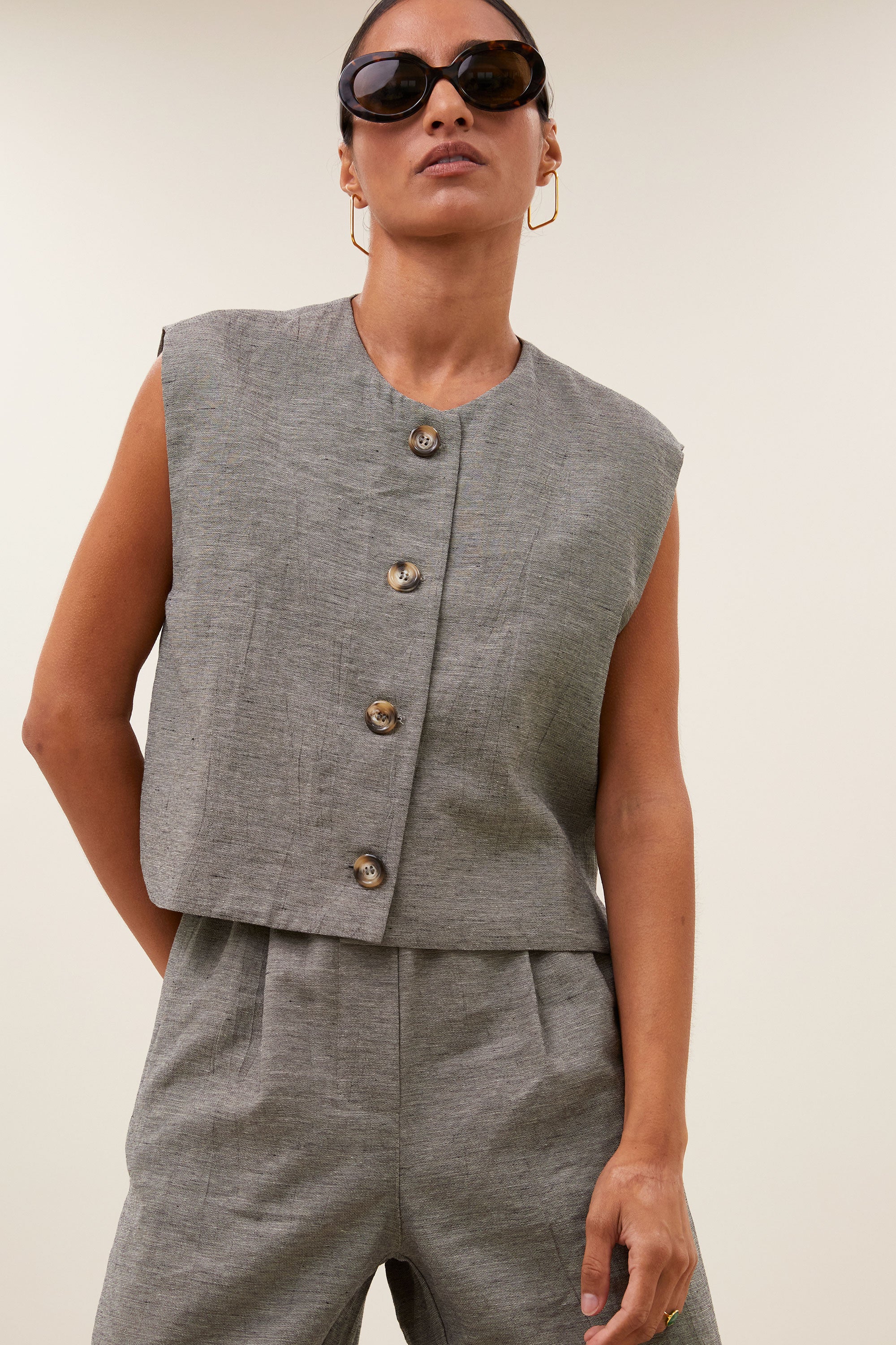 gilet-nori-melange-gilet-charcoal-melee-by-bar-Vooraanzicht